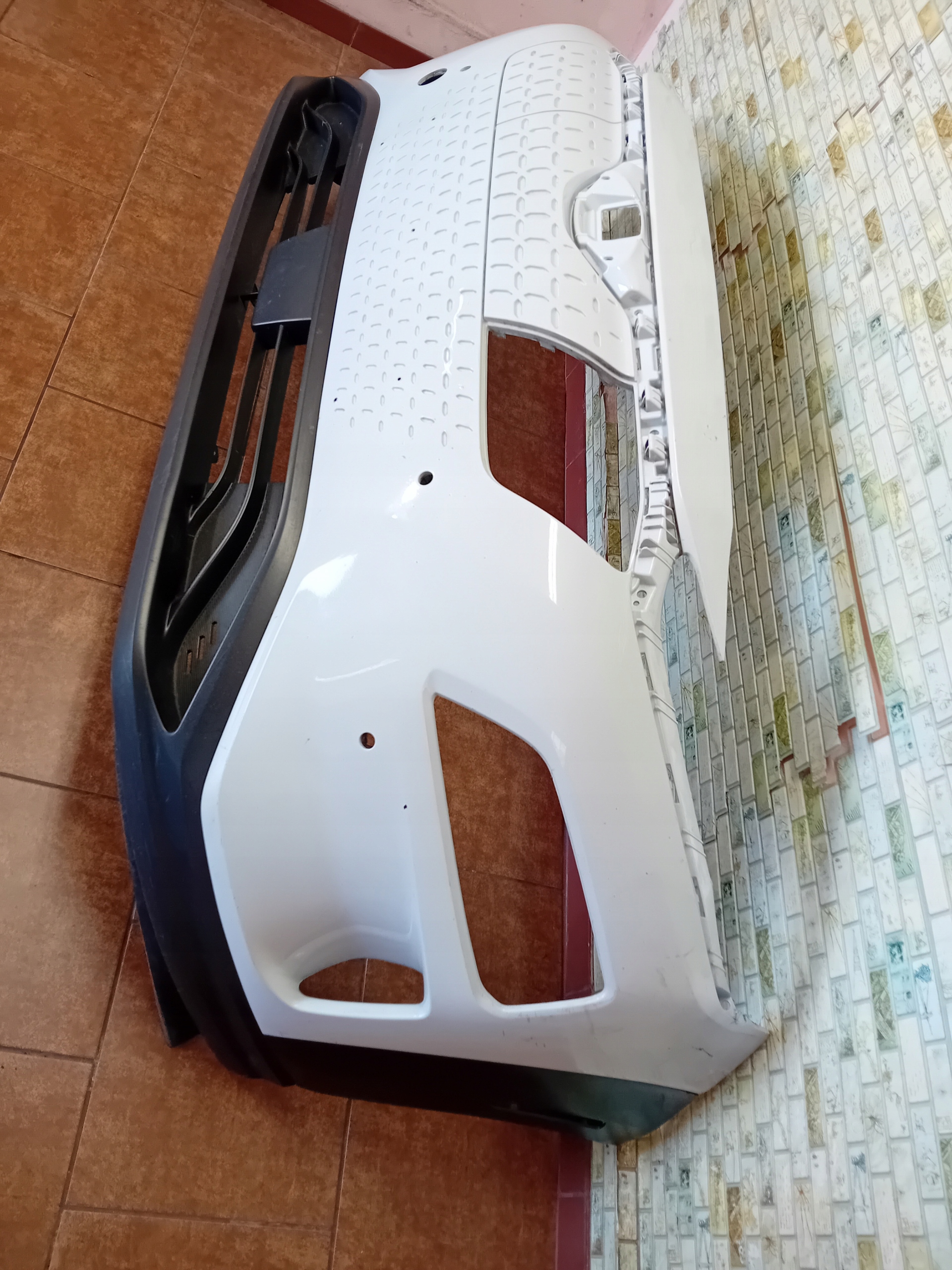 ZDERZAK PRZÓD HYUNDAI KONA EV ELECTRIC ELEKTRYK 2017 - 2020 Producent części Hyundai OE