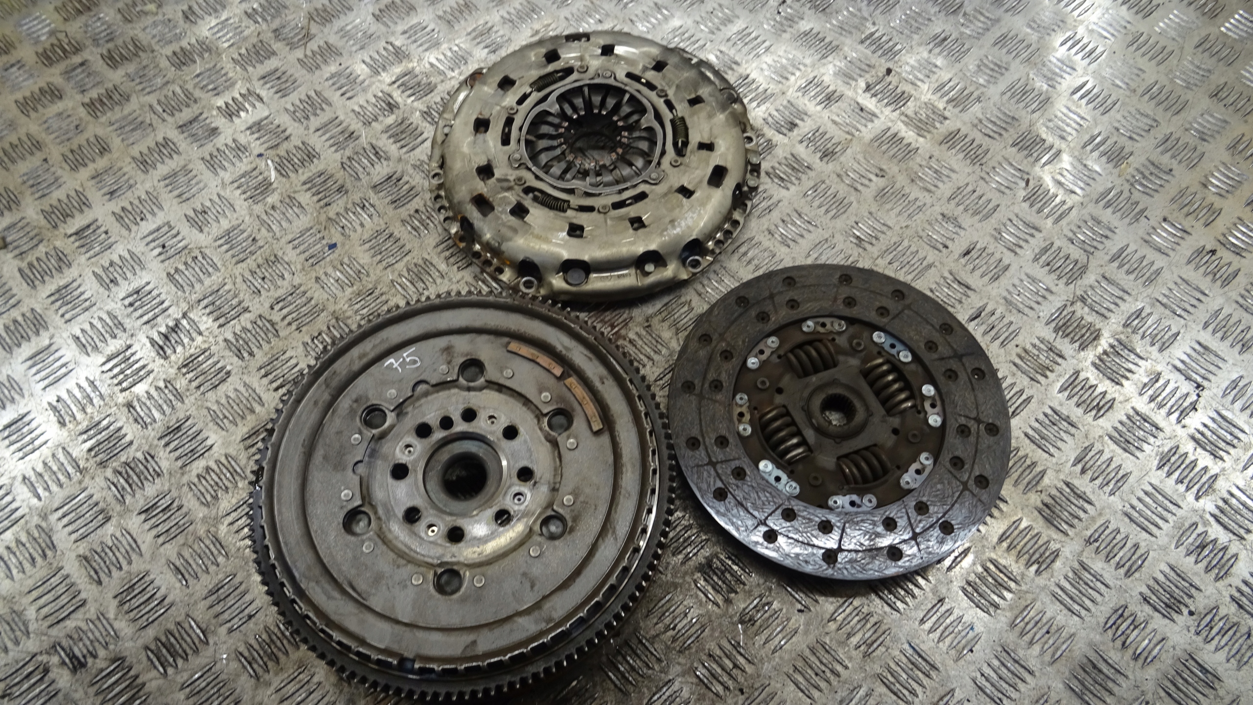 FORD TRANSIT CUSTOM 2015 2.2 TDCI clutch DWUMAS BK21-7563-BA nr75