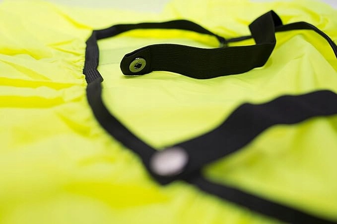 ODBLASKOWY WODOODPORNY POKROWEC NA PLECAK POJEMOŚĆ 55 L MOVOJA NEONOWOŻÓŁTY Model DONG111603100631006