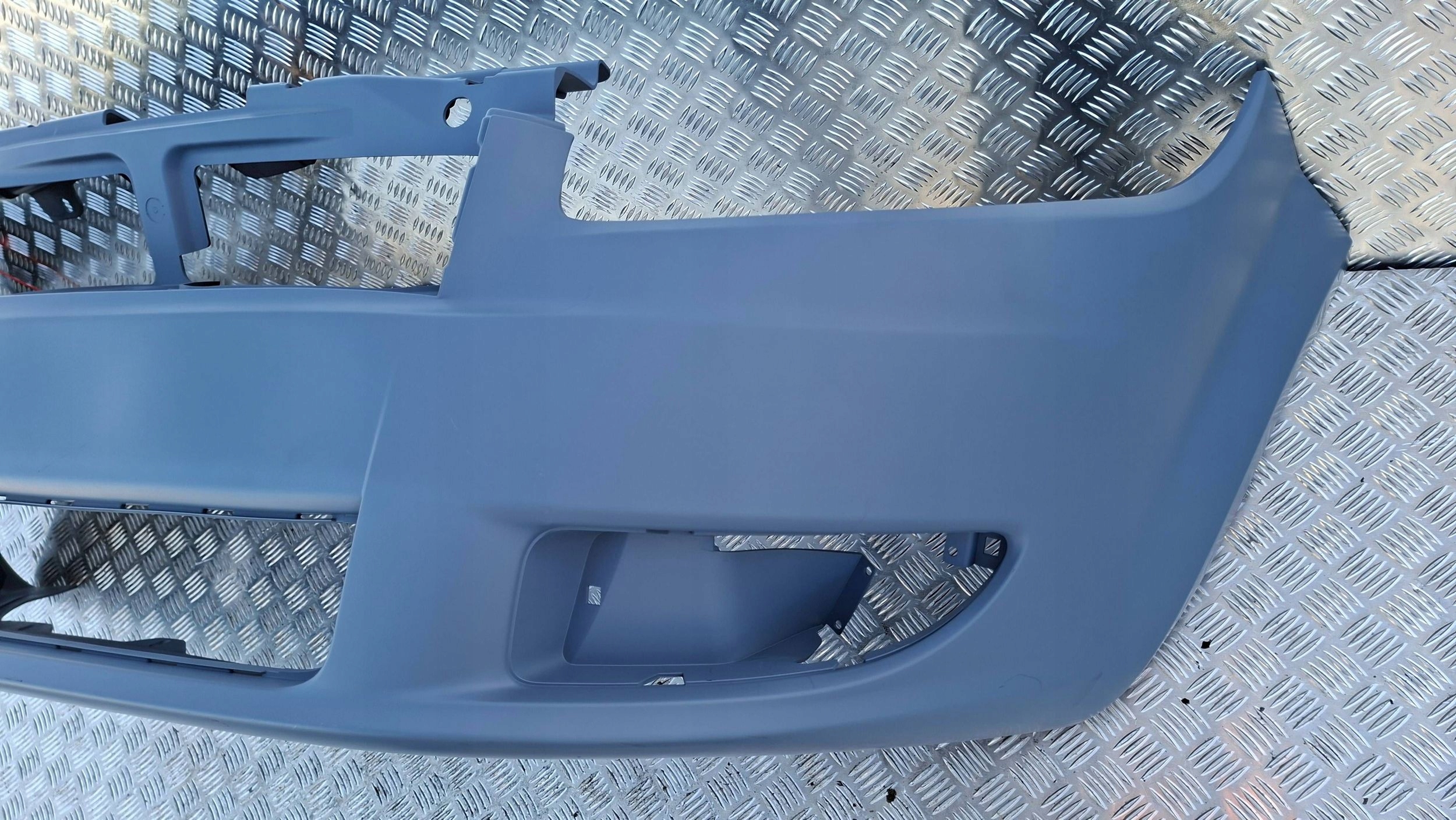 bumper front 735389538 FIAT LINEA 2007