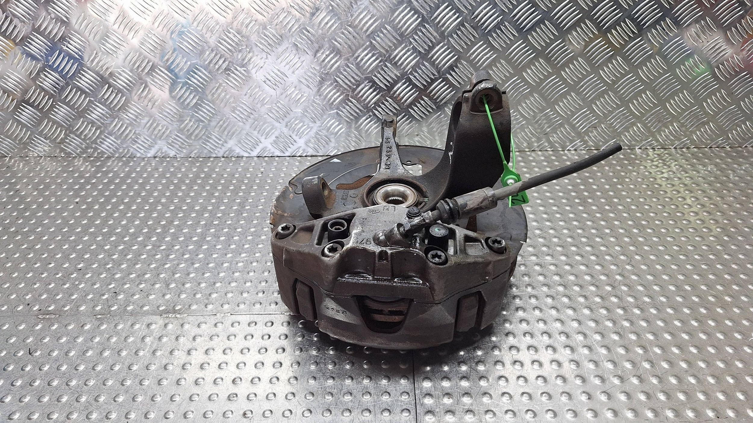 swing left front 3M51-3K171-BH FORD FOCUS MK2 C MAX MK1