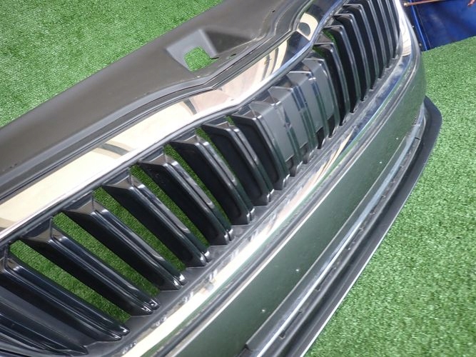 SKODA OCTAVIA IV 19- Frontstoßstange vorne