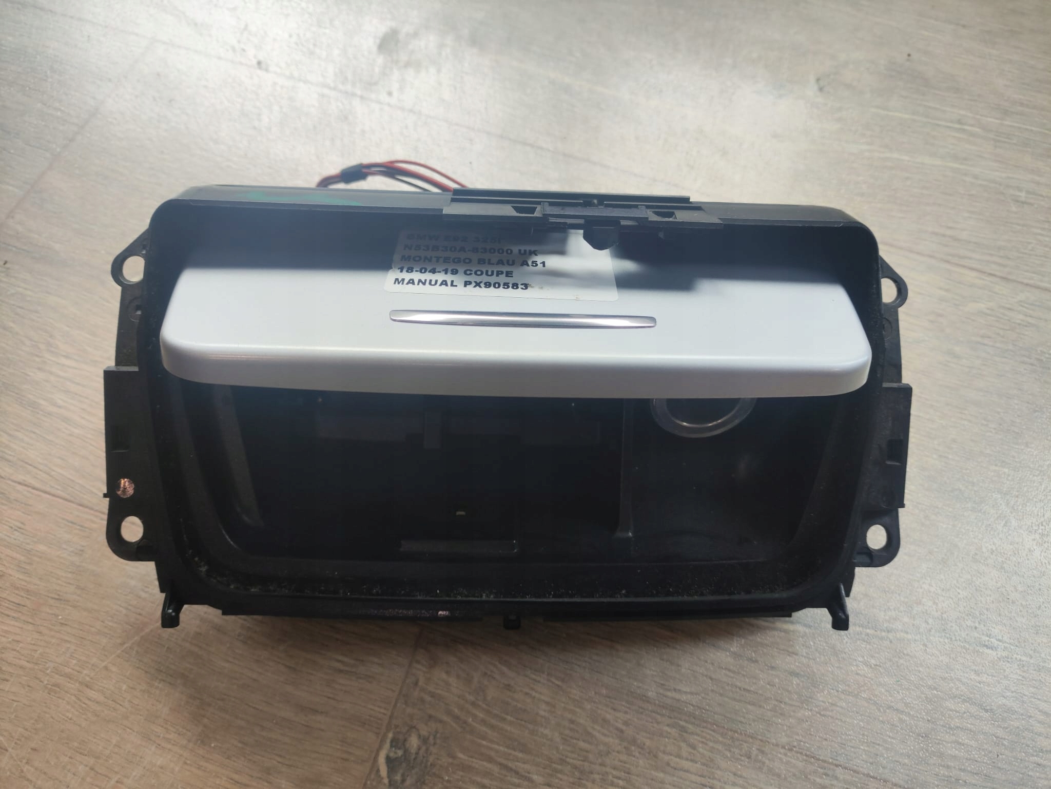 BMW E92 COUPE ashtray passenger compartment ZAPALNICZKA DEKOR aluminium