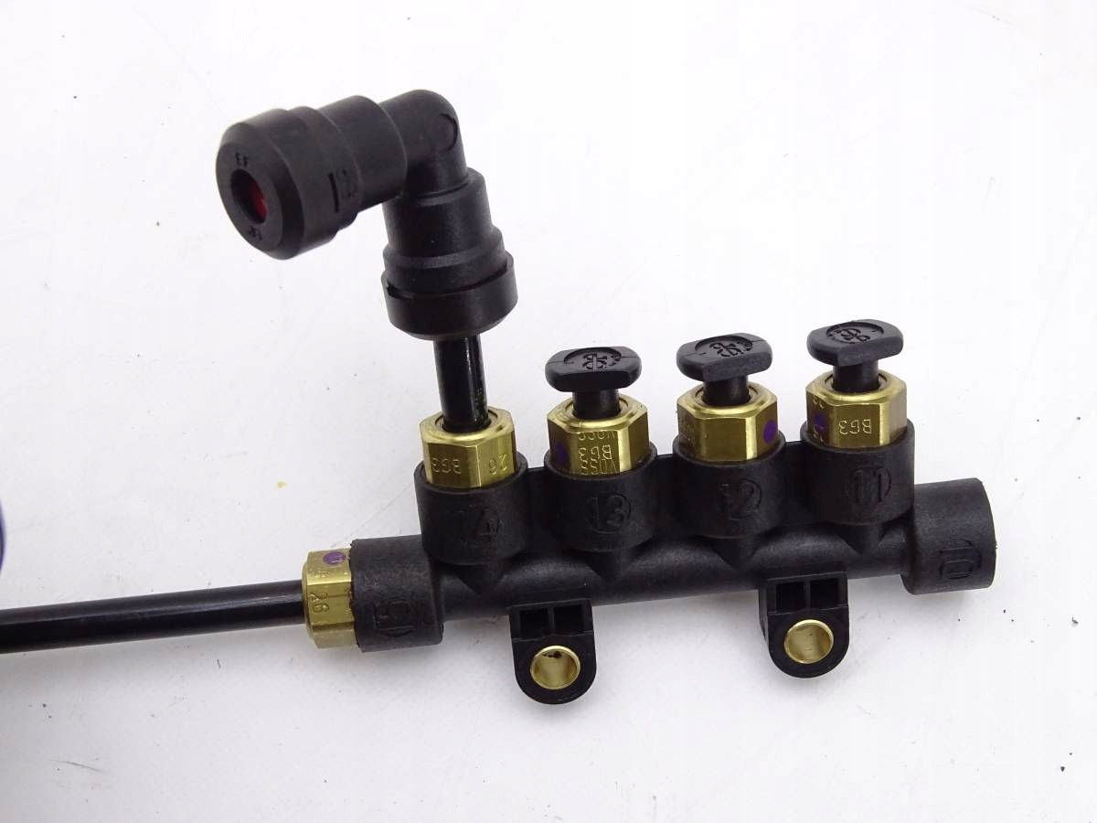 IVECO STRALIS 13 E6 ROZDZIELACZ PRZEWODOW POWIET Catalog number of the original POWIETRZA