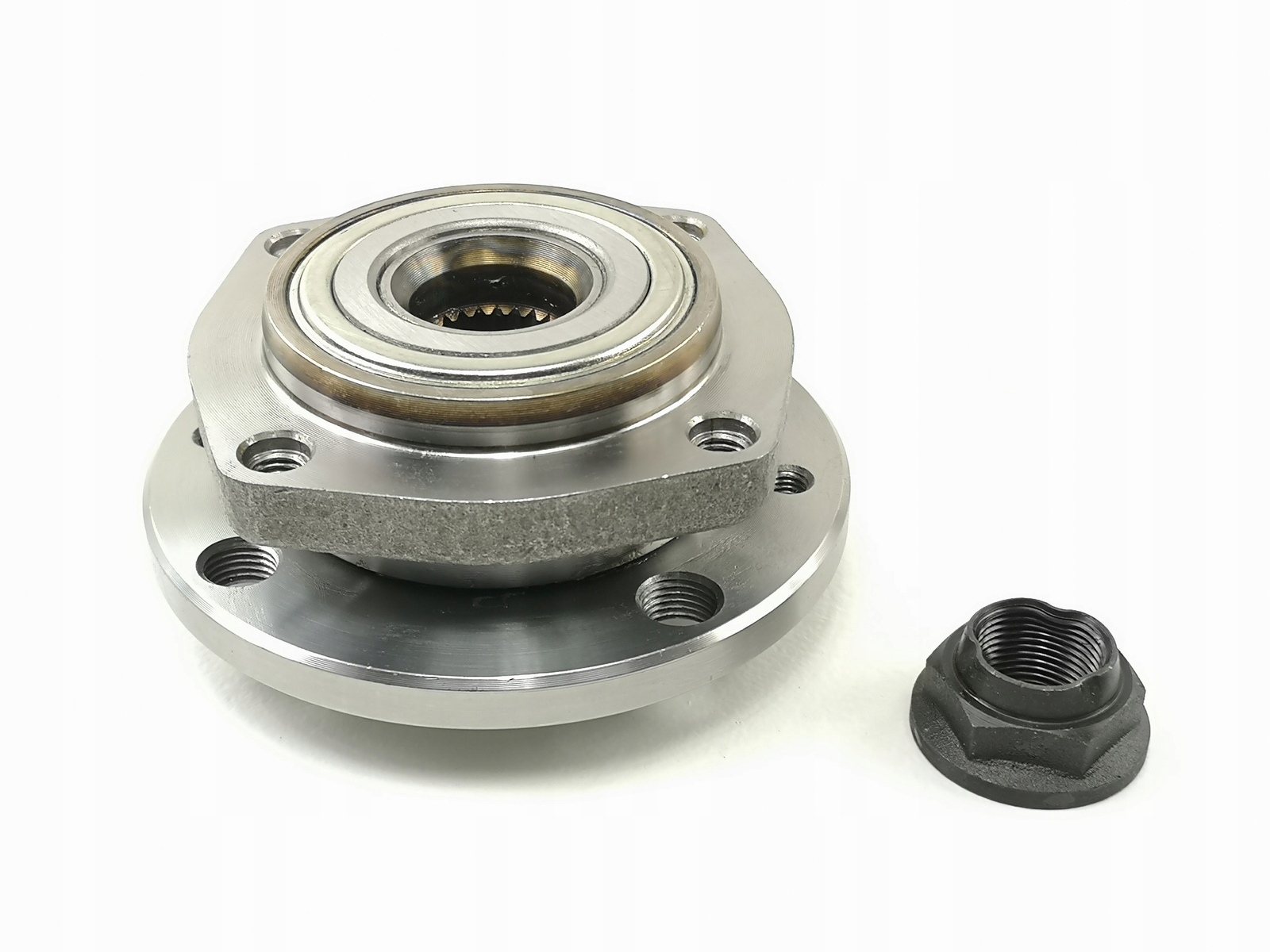 ŁOŻYSKO KOŁA PRZÓD PRZEDNIE PIASTA SAAB 9000