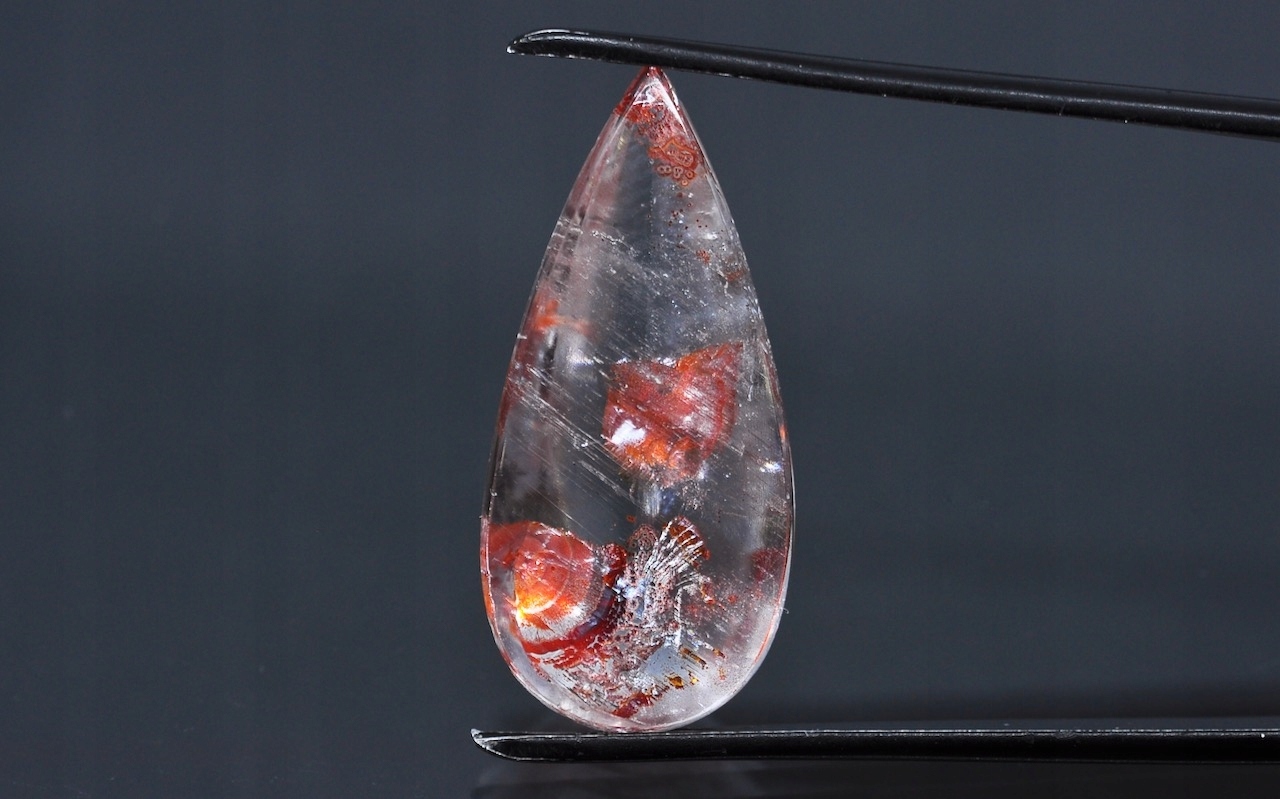 Křemen s řebříčkem konvexní slzná deska 29,8x13,8