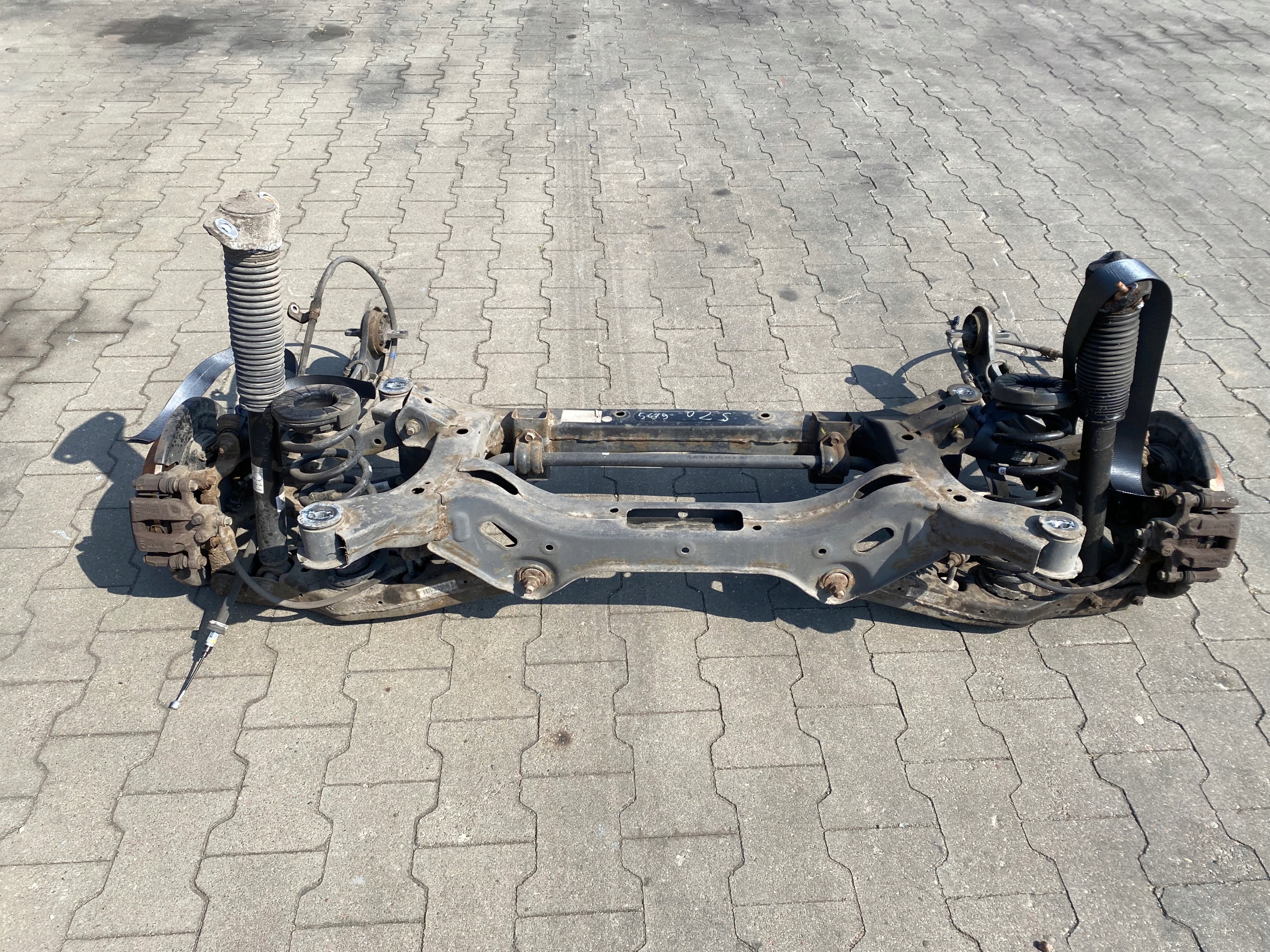 BELKA TYŁ WÓZEK ZAWIESZENIE HYUNDAI TUCSON II III 2WD GDI Wersja Europejska