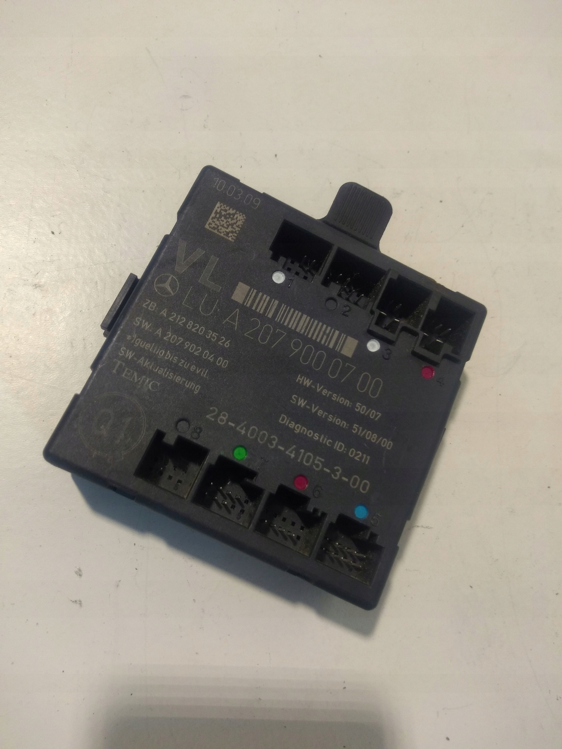 Модуль передньої лівої двері MERCEDES W207 2079000700