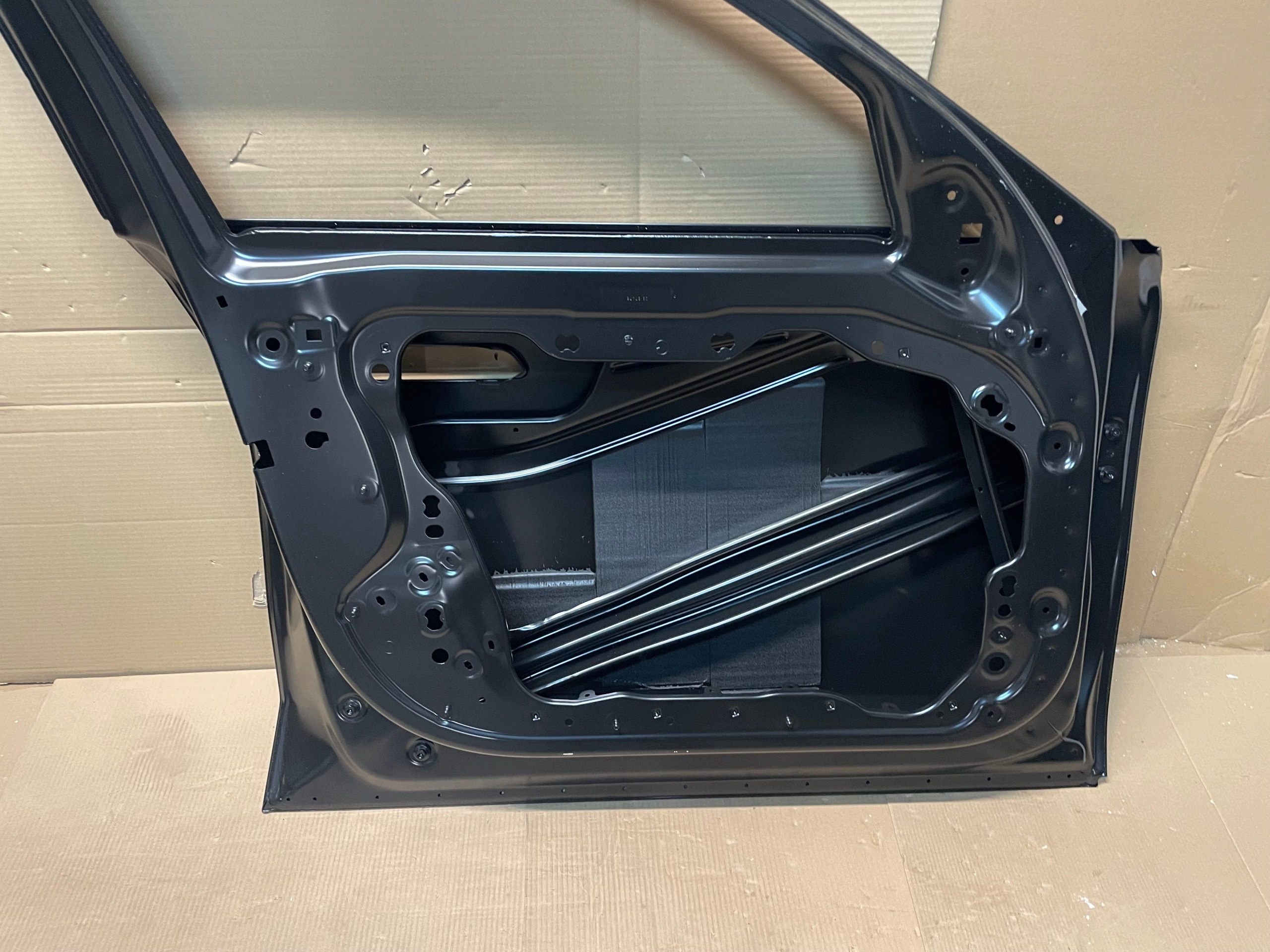 door front left BMW 7 G70 original new