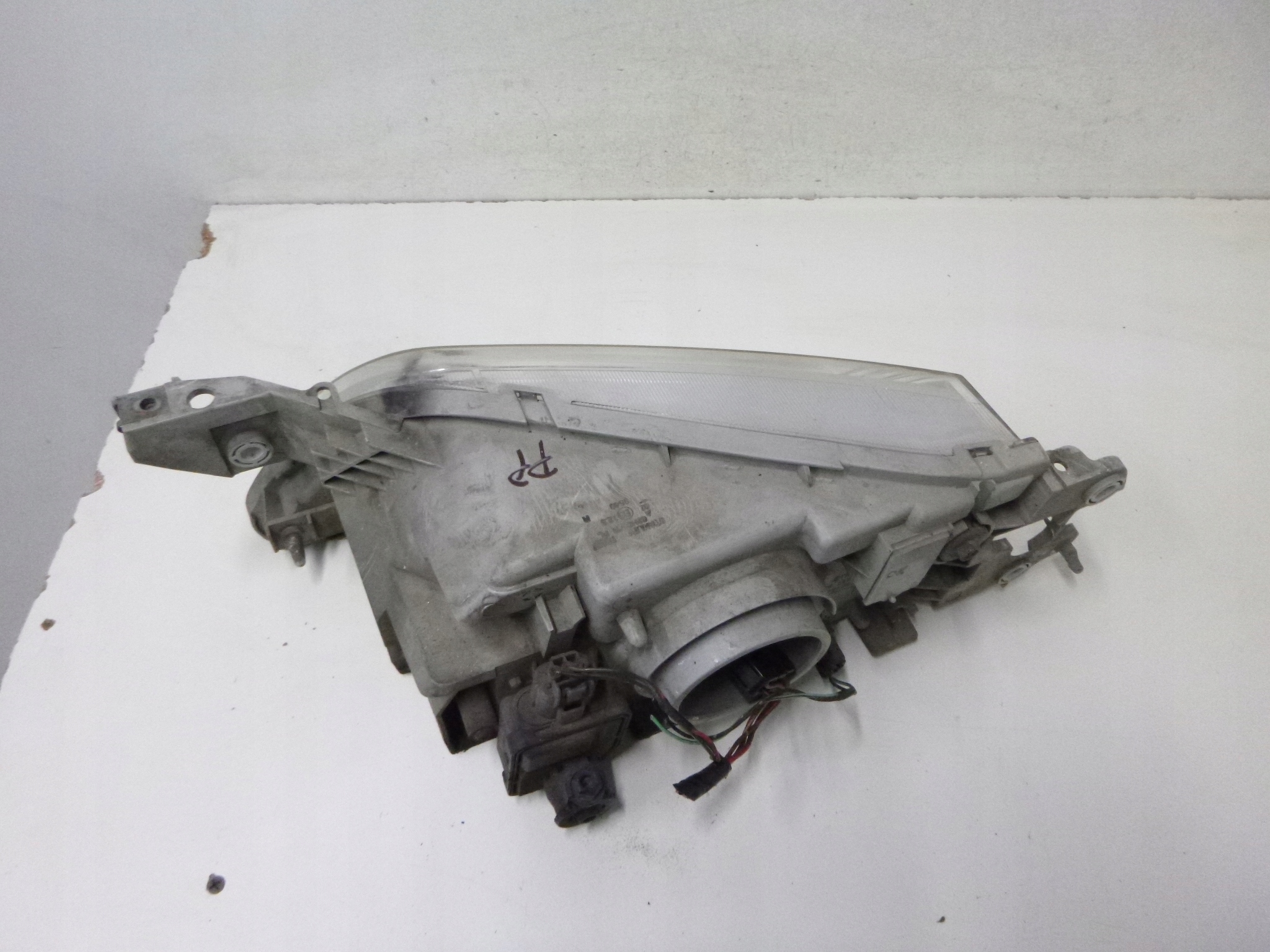 light front Mazda Premacy 2000r. STANLEY