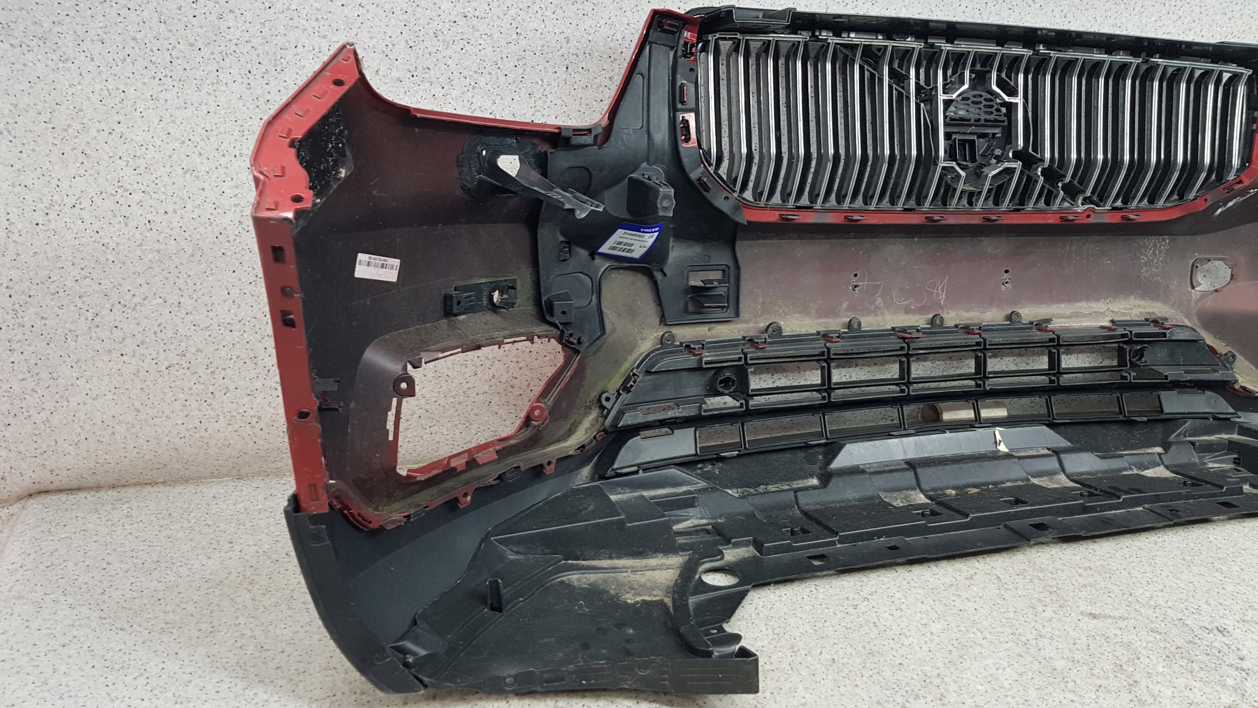 VOLVO XC40 XC 40 2017 - bumper front 3542