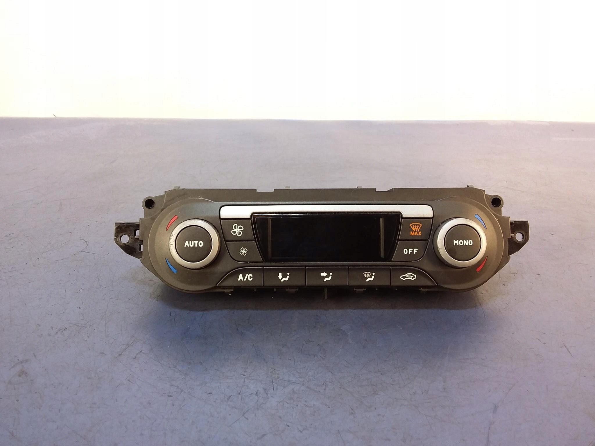 FOCUS MK2 ПАНЕЛЬ ВЕНТИЛЯЦИОННОГО ОТВЕРСТИЯ КОНДИЦИОНЕРА 7M5T18C612AC