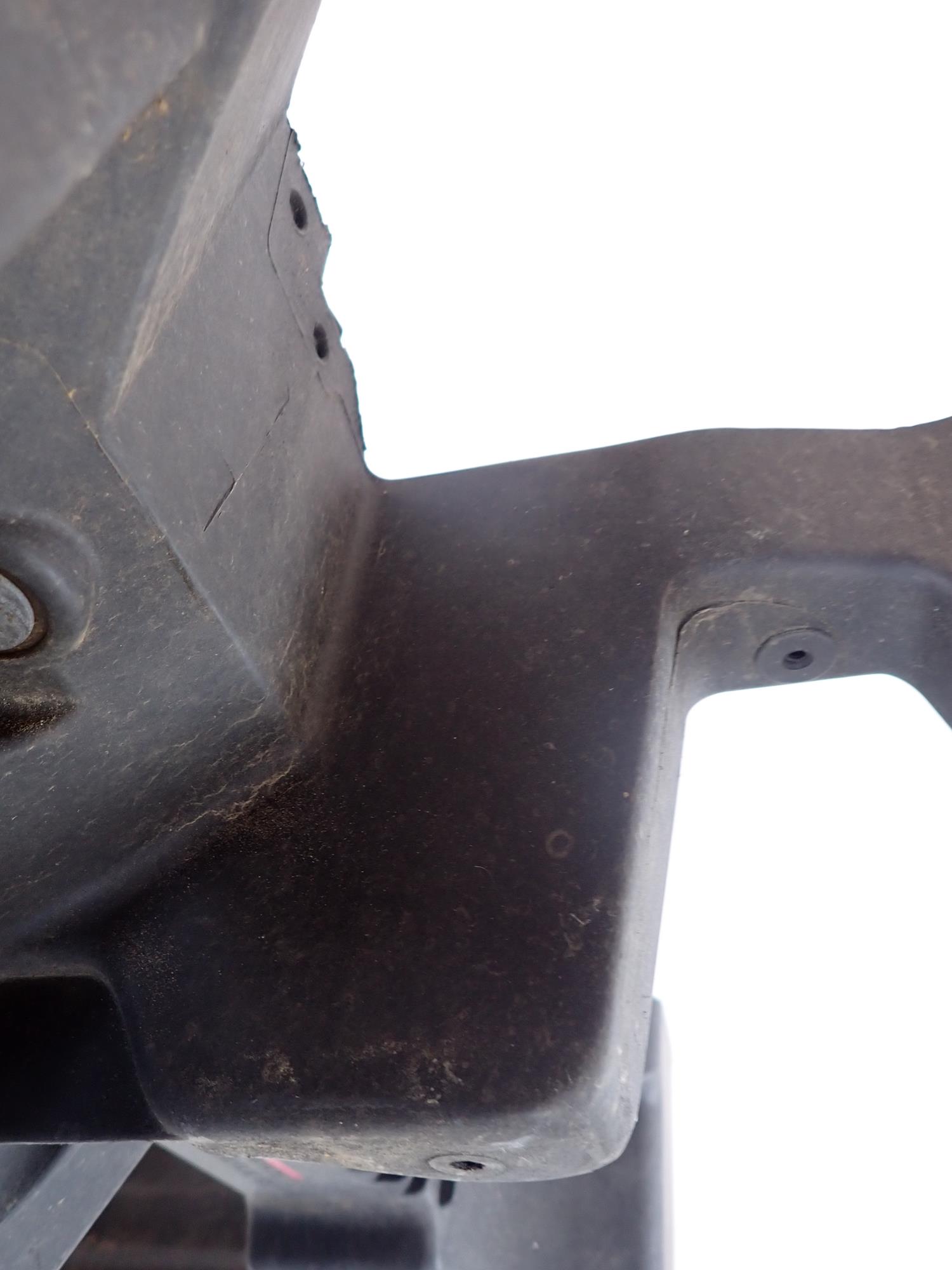 VW PASSAT B6 05-10 support panel for radiators pillar
