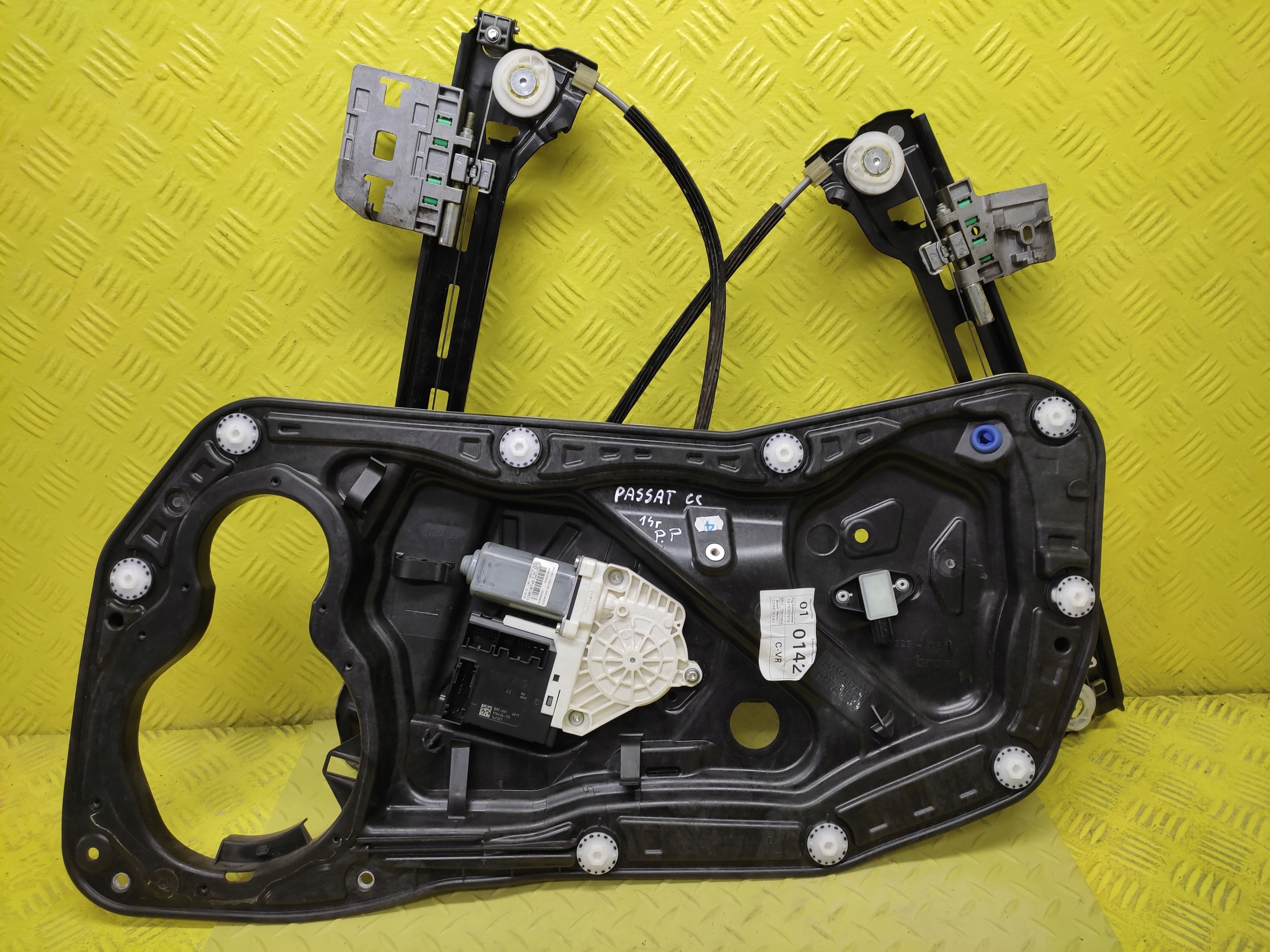 VW PASSAT CC window regulator right front