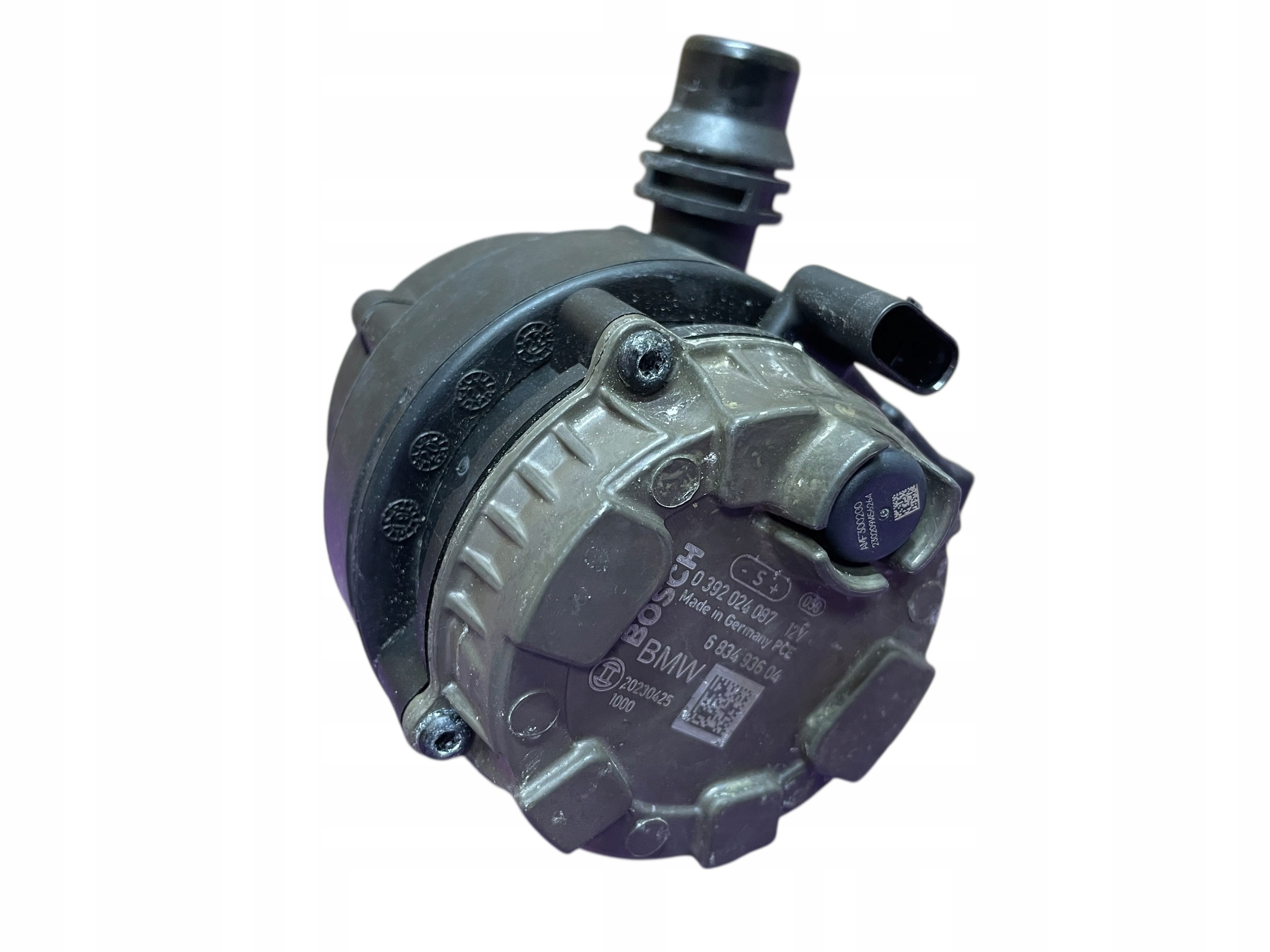 supplementary water pump BMW X7 G07 LCI
