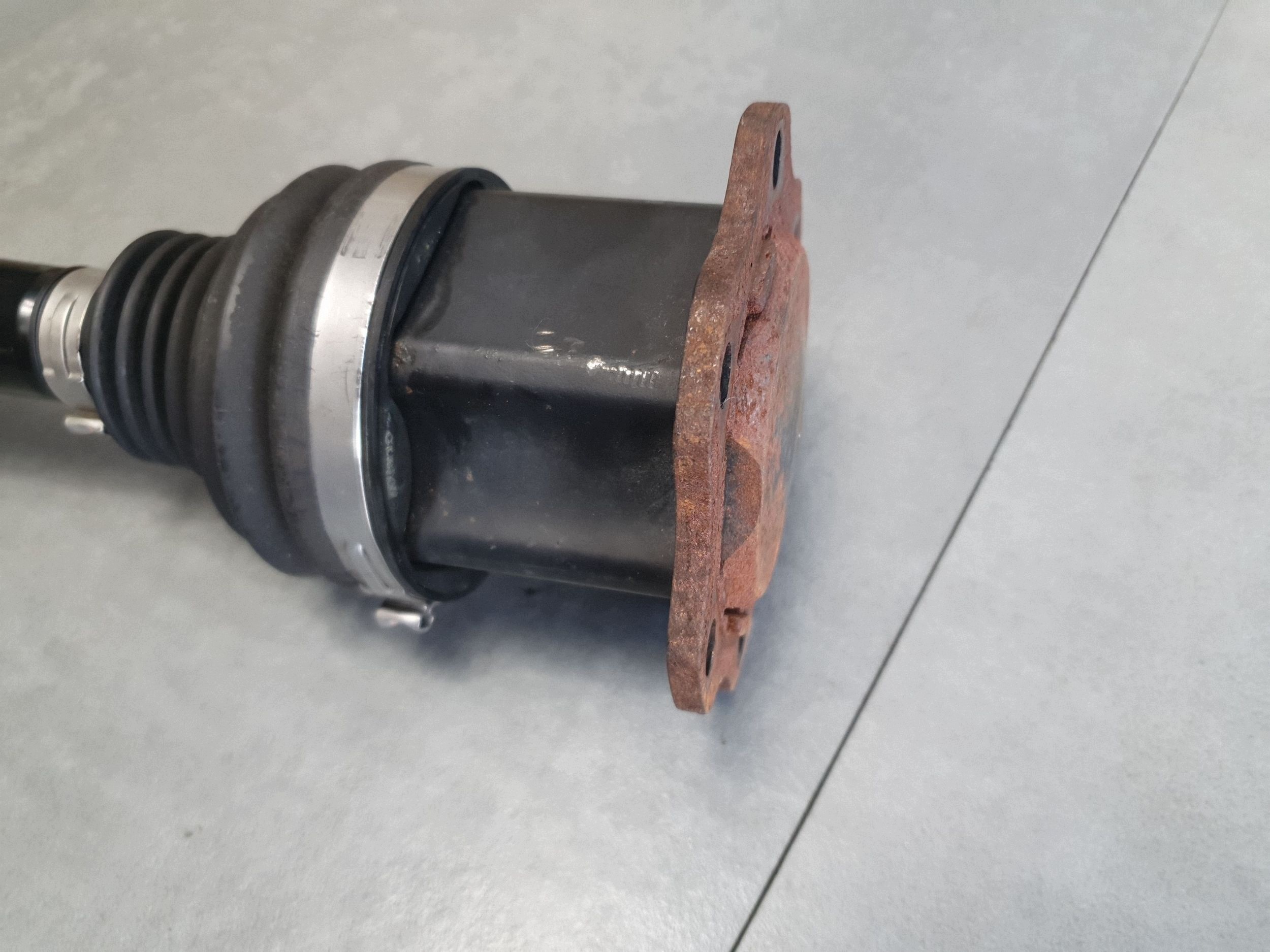 Audi Q7 4M semi-axis front front 4M0407271