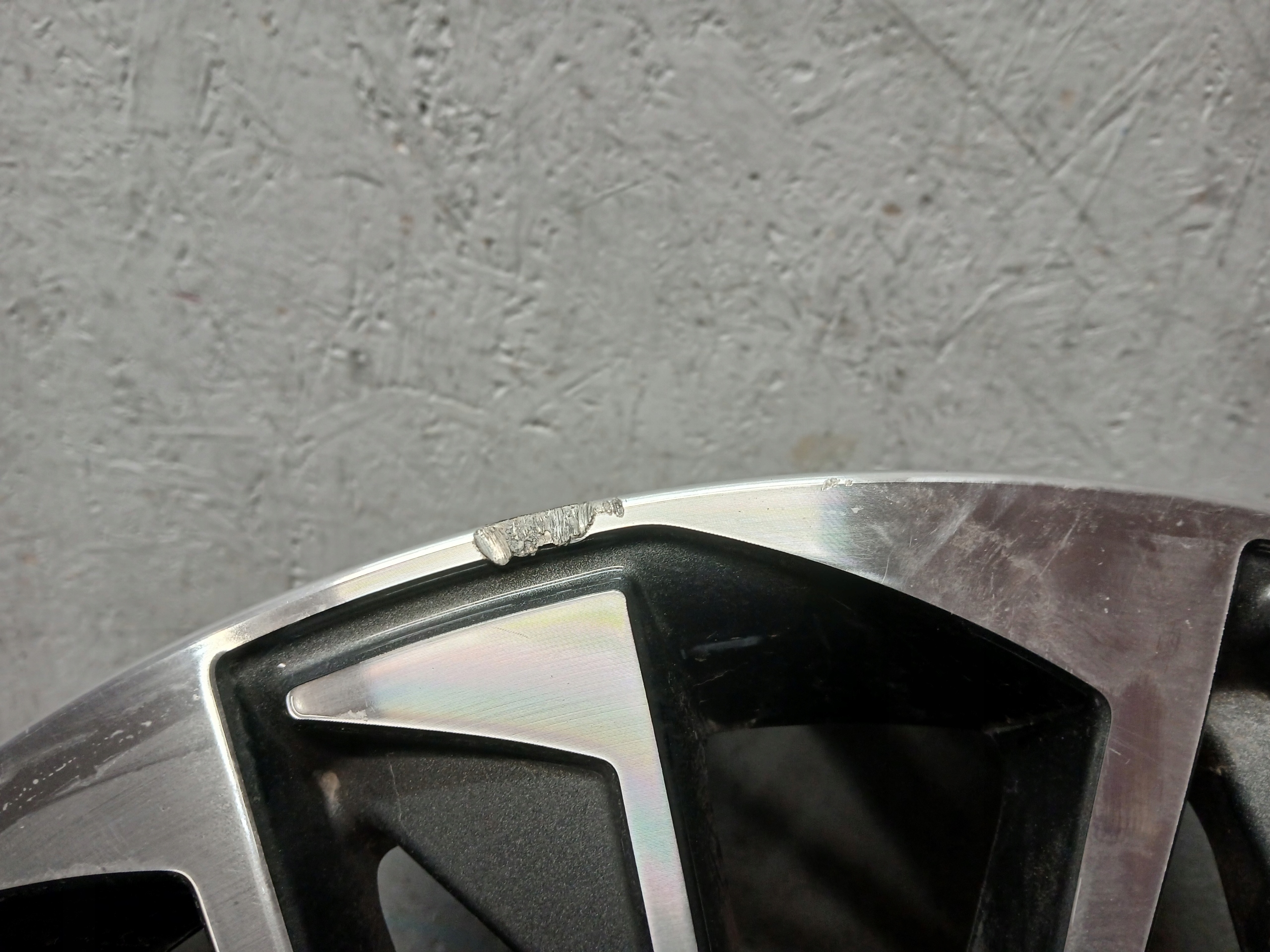 disk hliníkový AUDI A6 C7 4K0 8,5J 19" ET40 5X112 5K0601025BD
