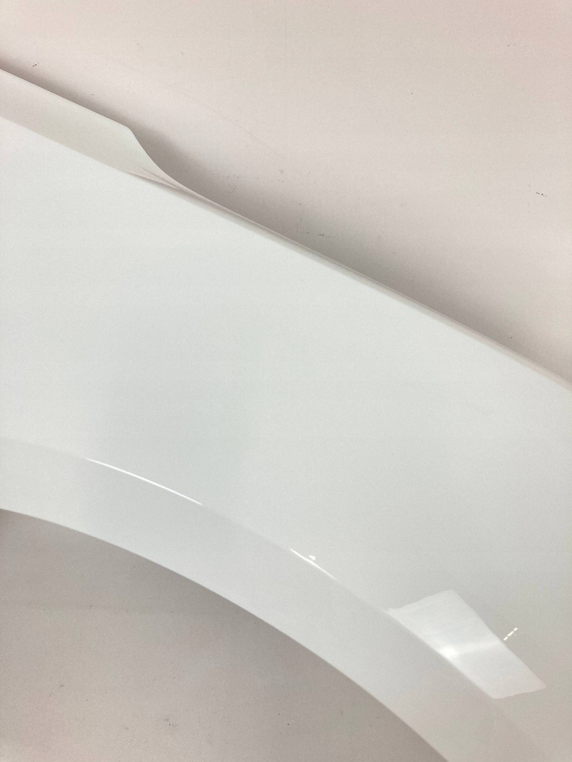 Chevrolet Corvette C8 Stingray Z51 fender front right 2020-2026 OEM