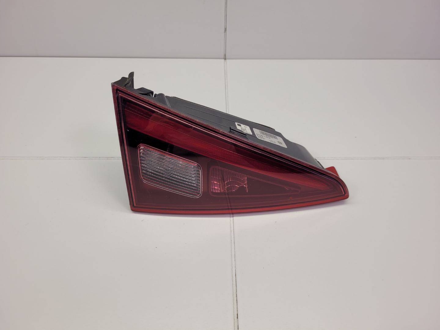 light rear left side Alfa Romeo Giulia 2 2017 20700107
