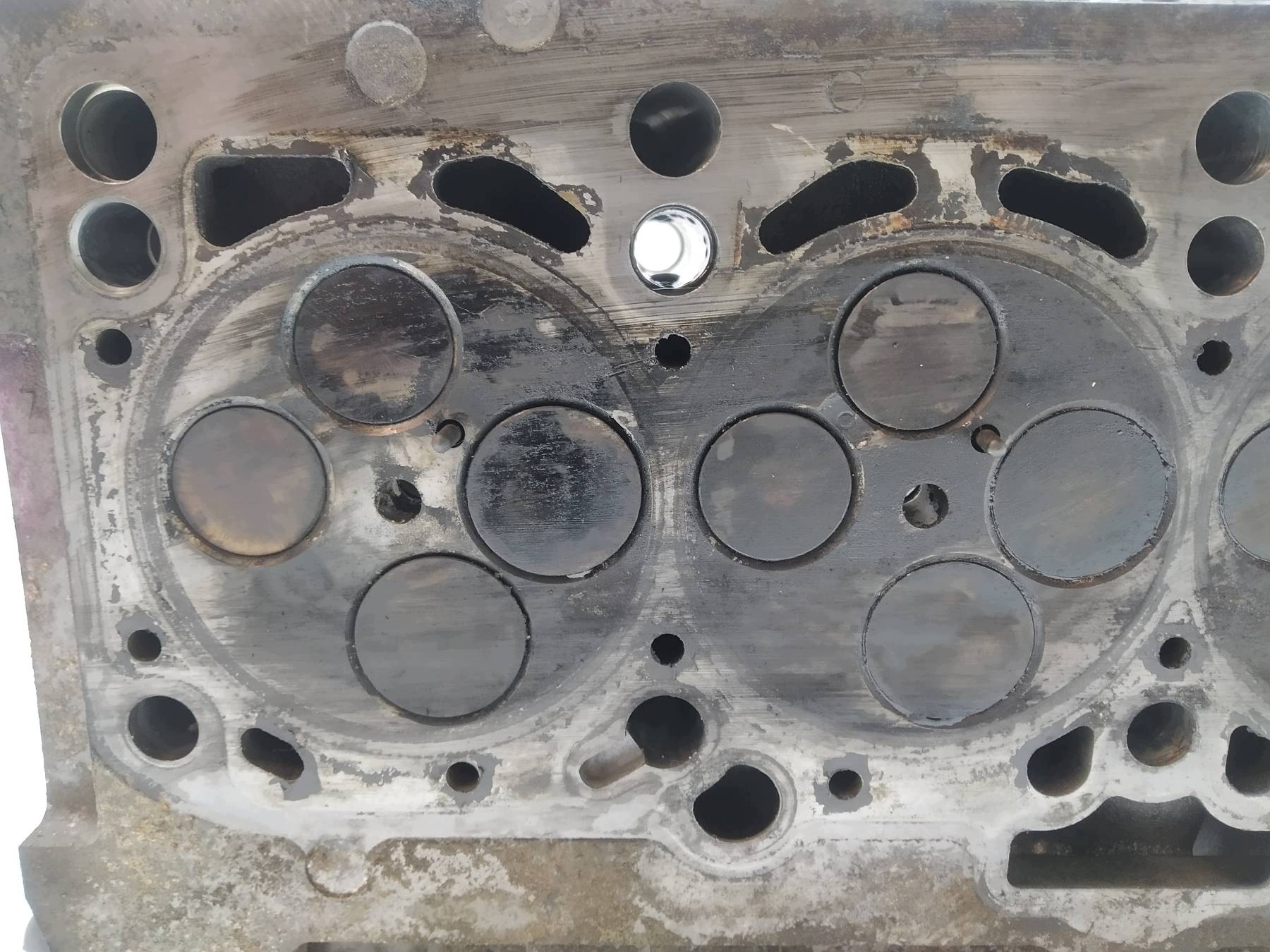 head. complete 03C103373A 2.0 TDI VW Volkswagen Passat VI (2005-2010) B6