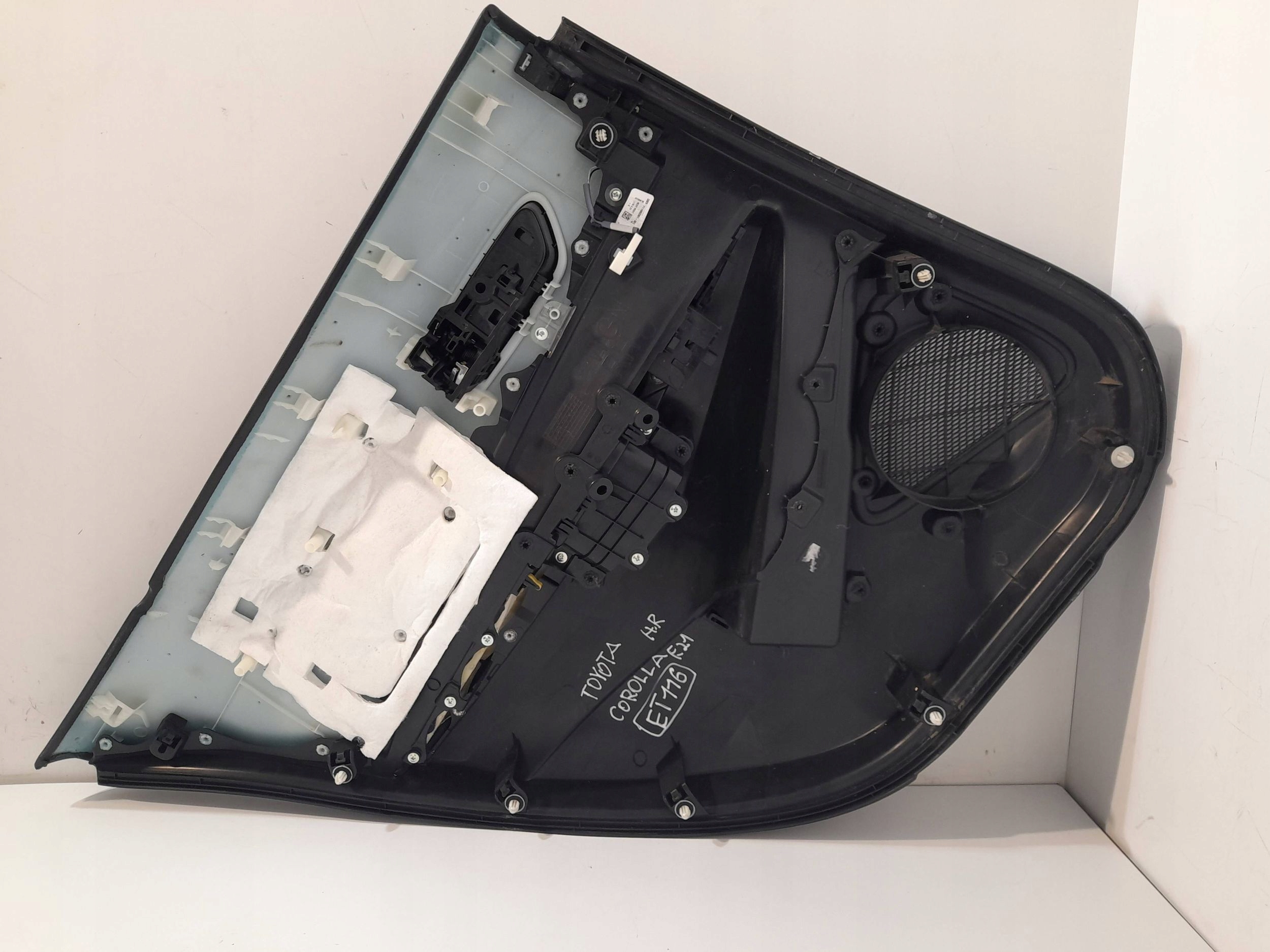 Toyota Corolla E21 / 2020 side door rear right Kombi (ET116)