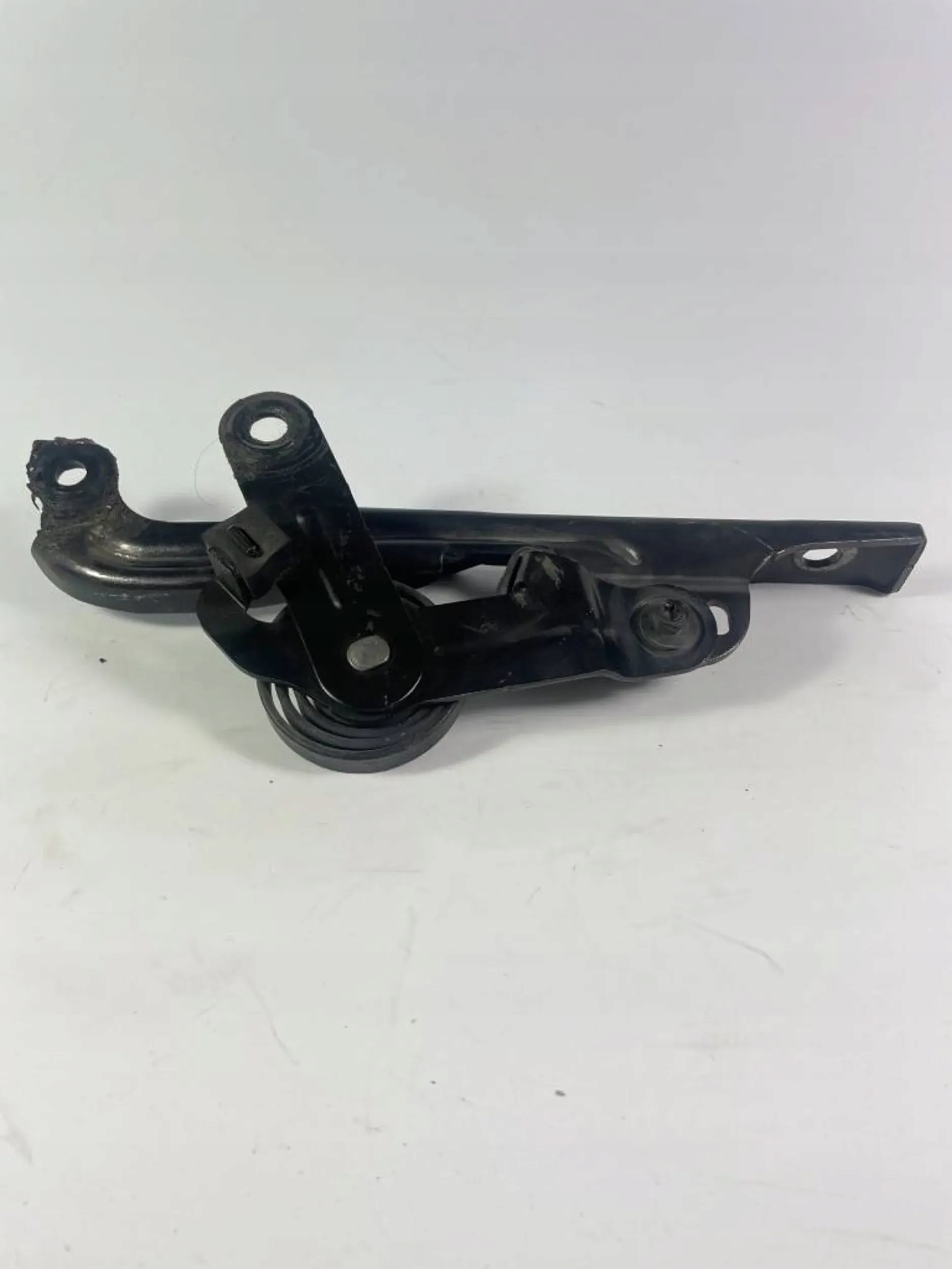 hinge bonnets right GMC Cadillac Chevrolet