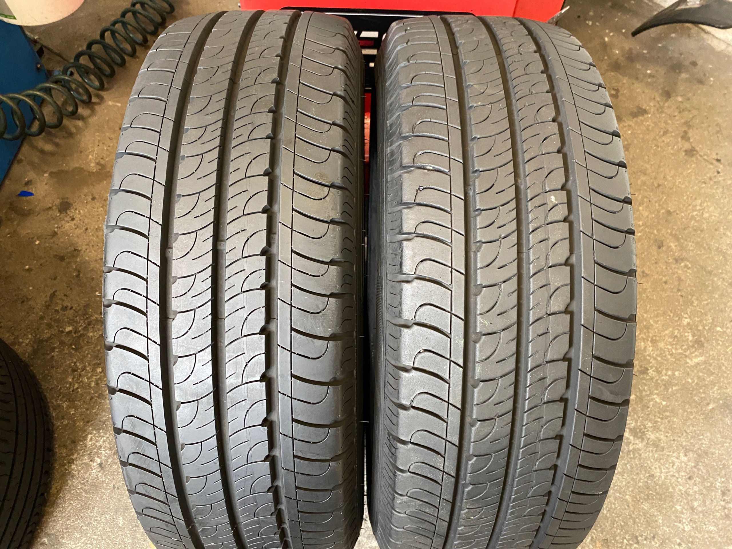 2 tyres summer 215/65R16C Goodyear EfficientGrip Cargo as new 2023r