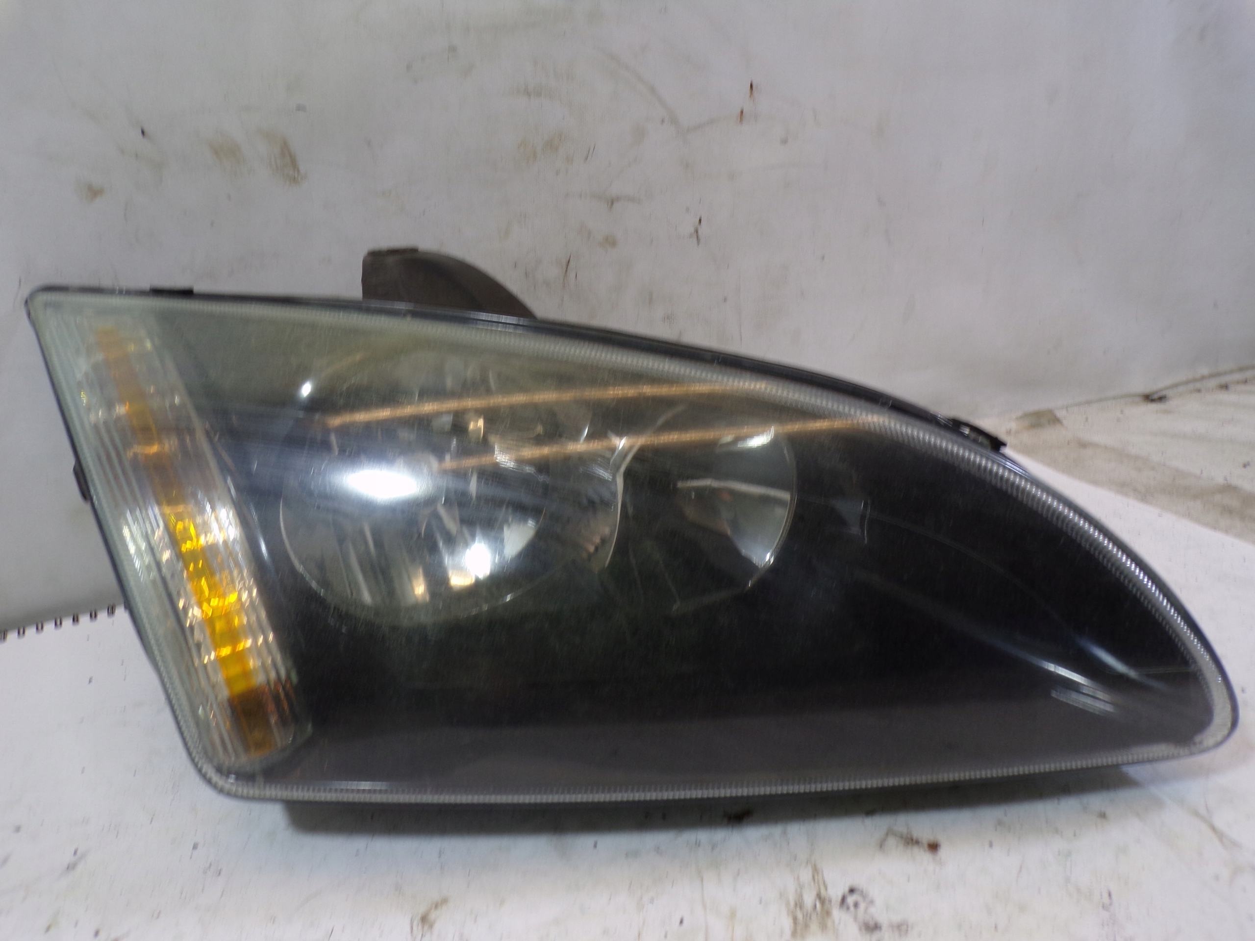 light front front right FORD FOCUS 2 II black (K1)
