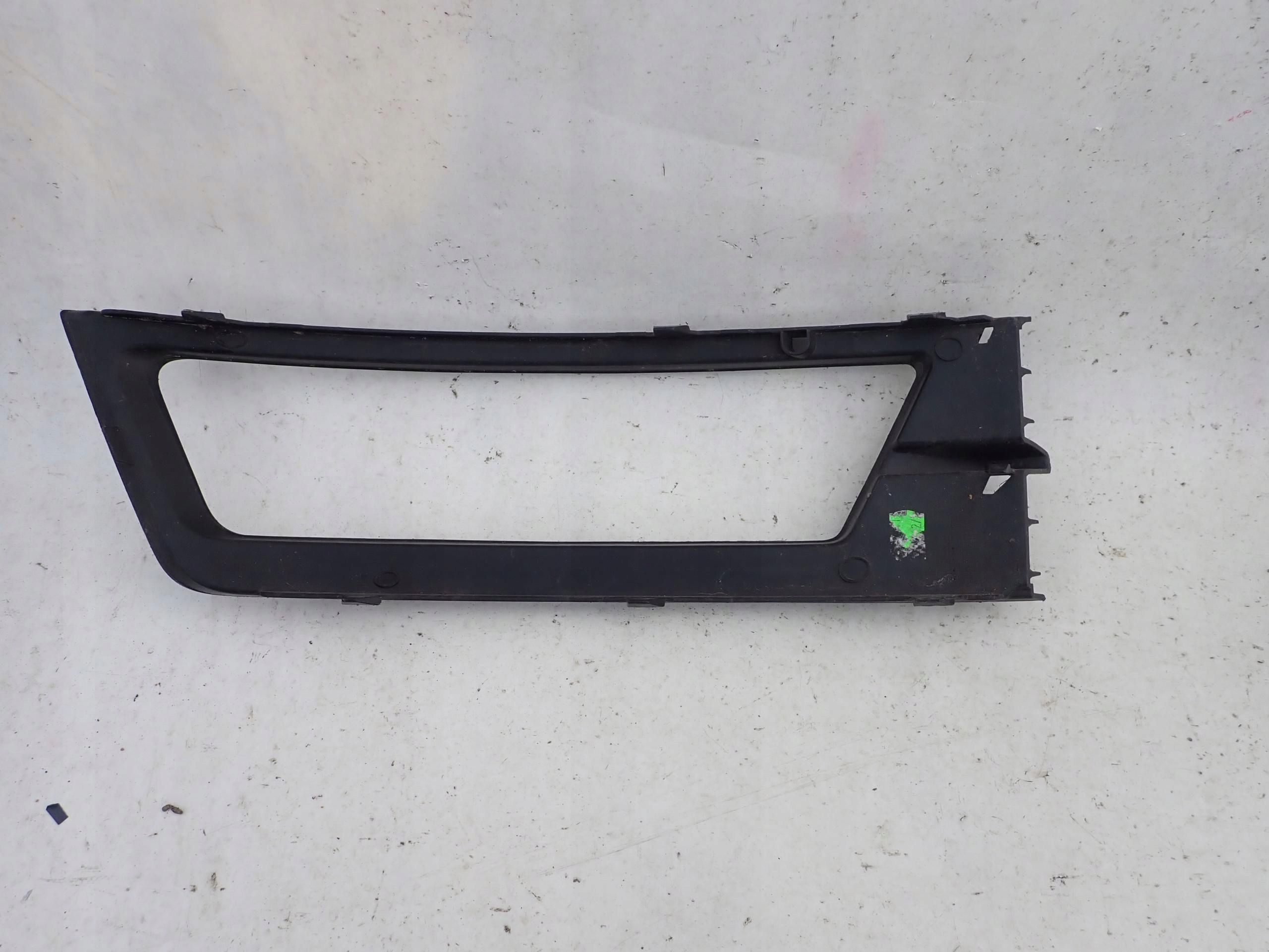 SKODA RAPID 12-16 grid of a bumper left front