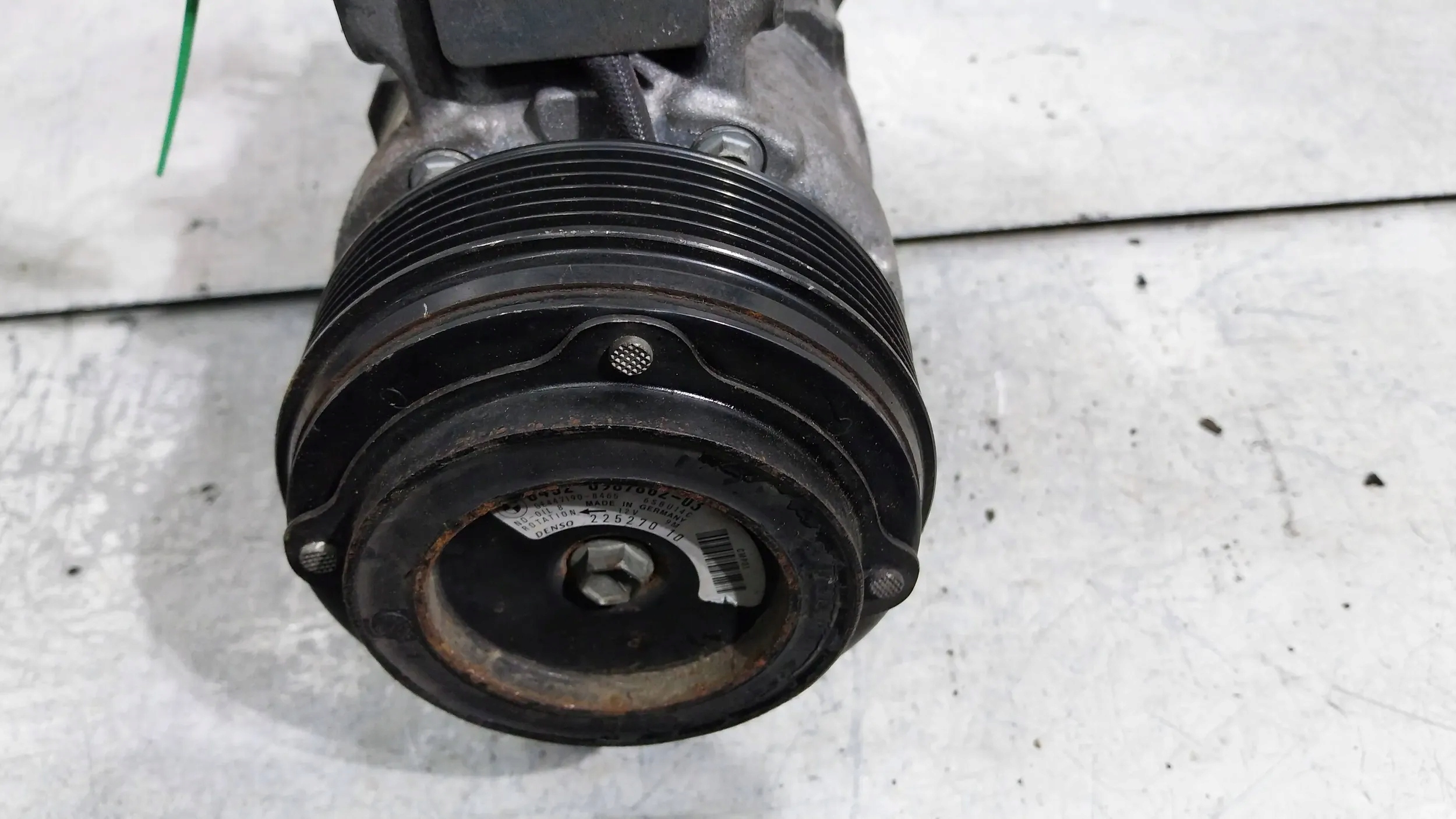 KOMPRESOR KLIMATIZÁCII 447260-1852 BMW E90 E91 E92 E93 E87 E84 2.0D N47
