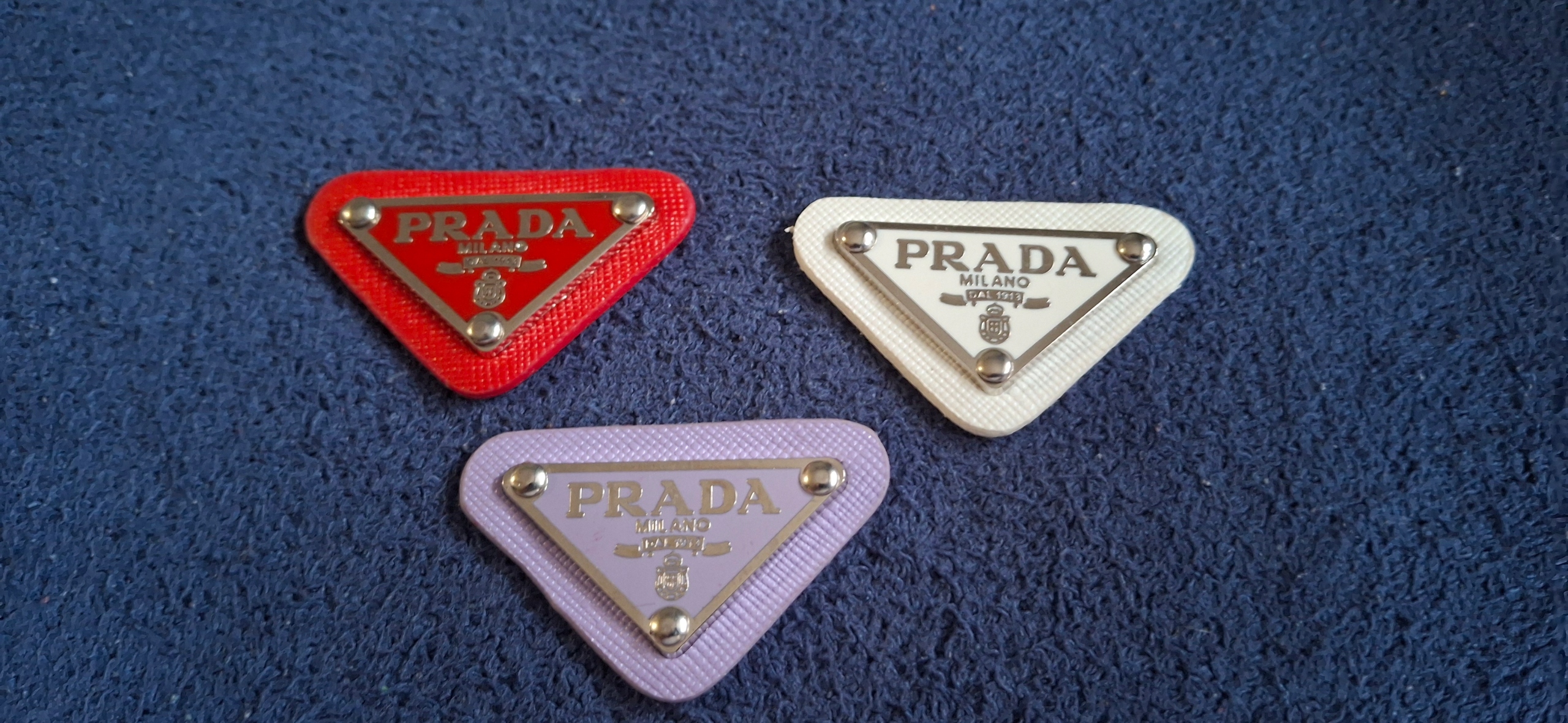 ★Wiii　プラダ　ブローチ Broszka Prada - Niska cena na Allegro