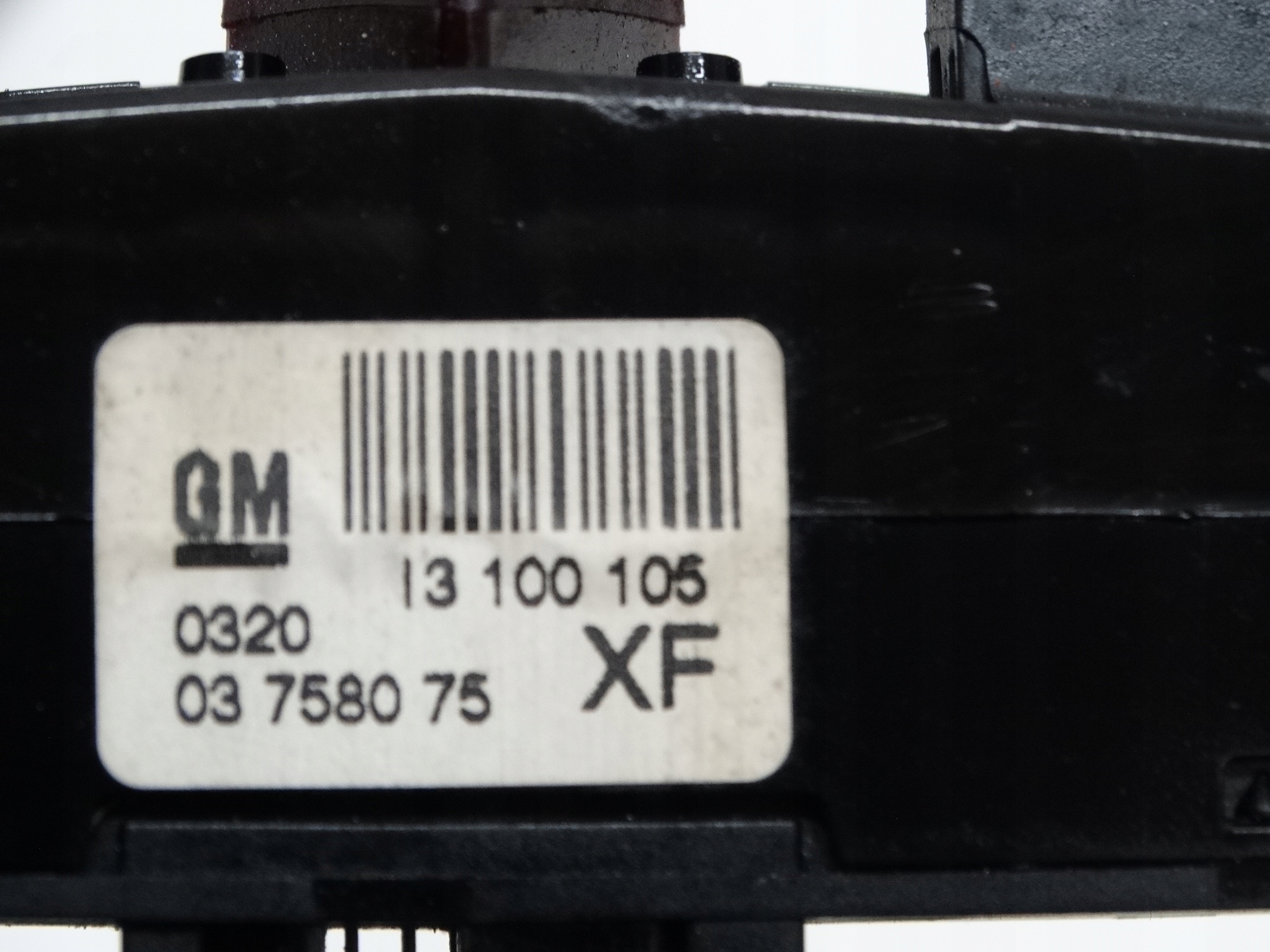 interruttore luci Luci di emergenza OPEL ASTRA H 13100105