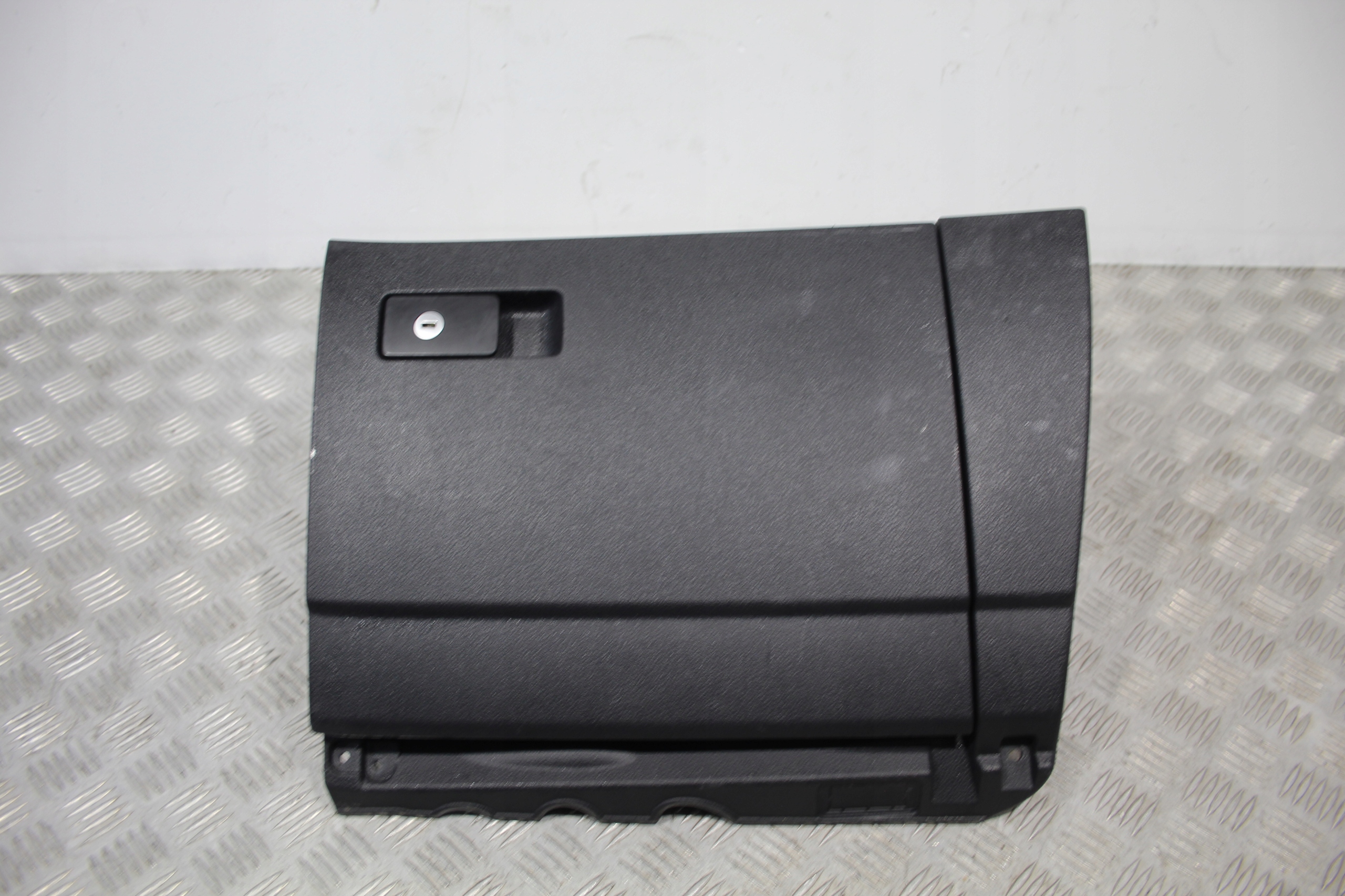 passenger compartment consoles VW SHARAN II 2 7N0 7N 7N1857097A