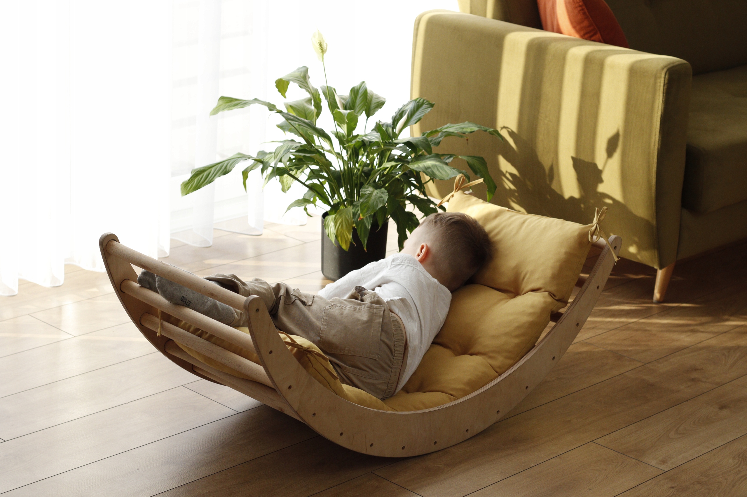 Poduszka na bujak Montessori RÓŻNE KOLORY S Wiek dziecka 6 m +