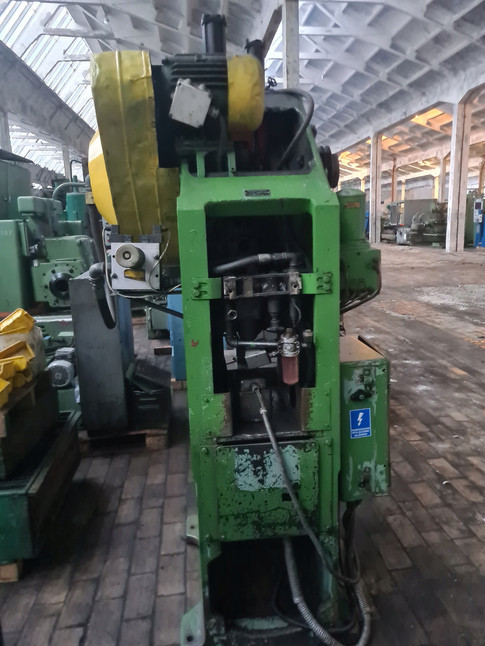 Prasa mimośrodowa 25 Ton KD 2124 Rodzaj prasa