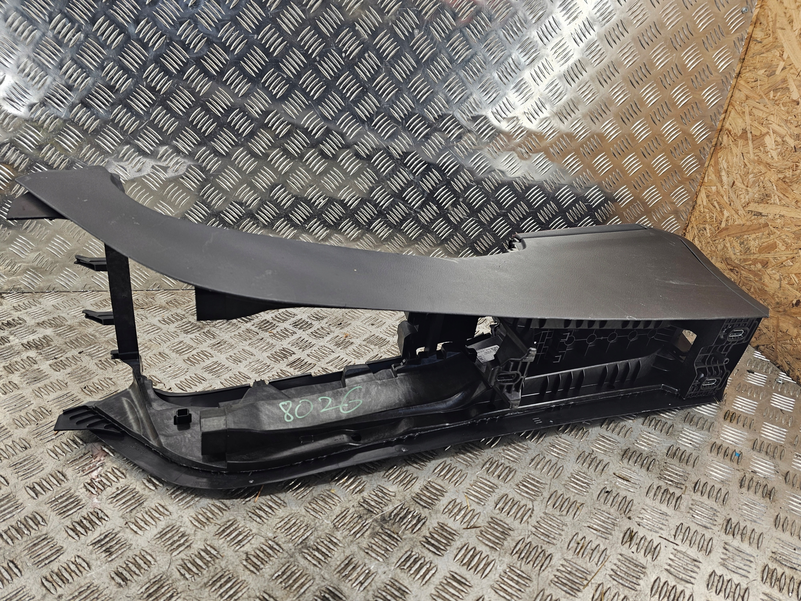 TUNEL mitte MERCEDES A-KLASA W177 18- EU A1776802201