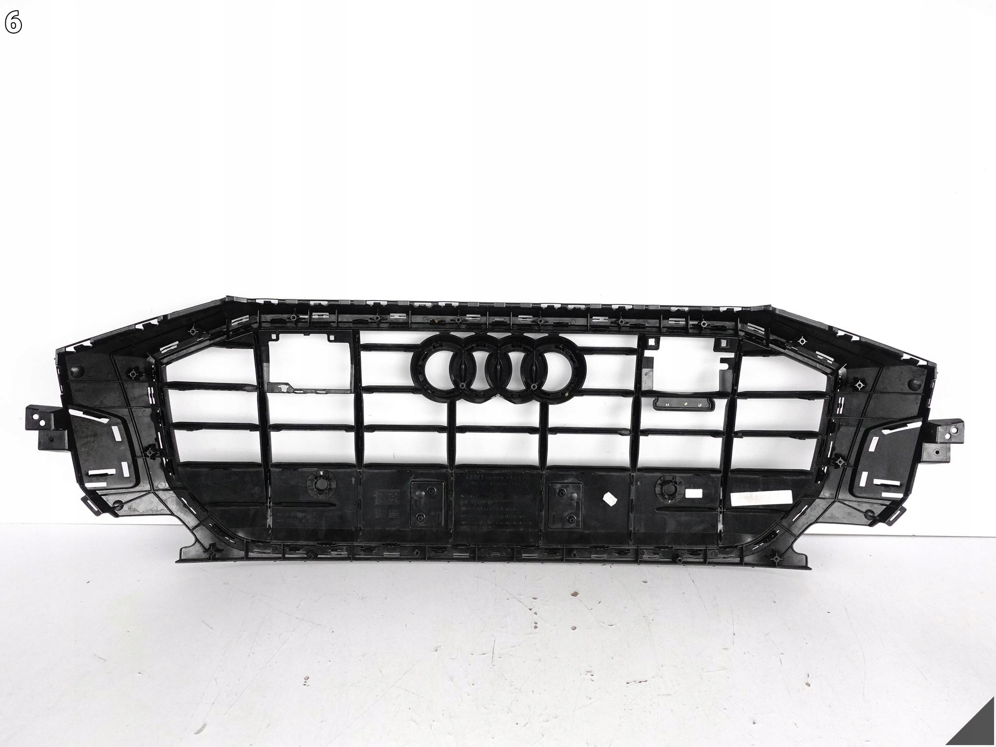 AUDI Q8 4M8 S-LINE 18-24 grill grille intake W bumper front (PDC/RADAR)