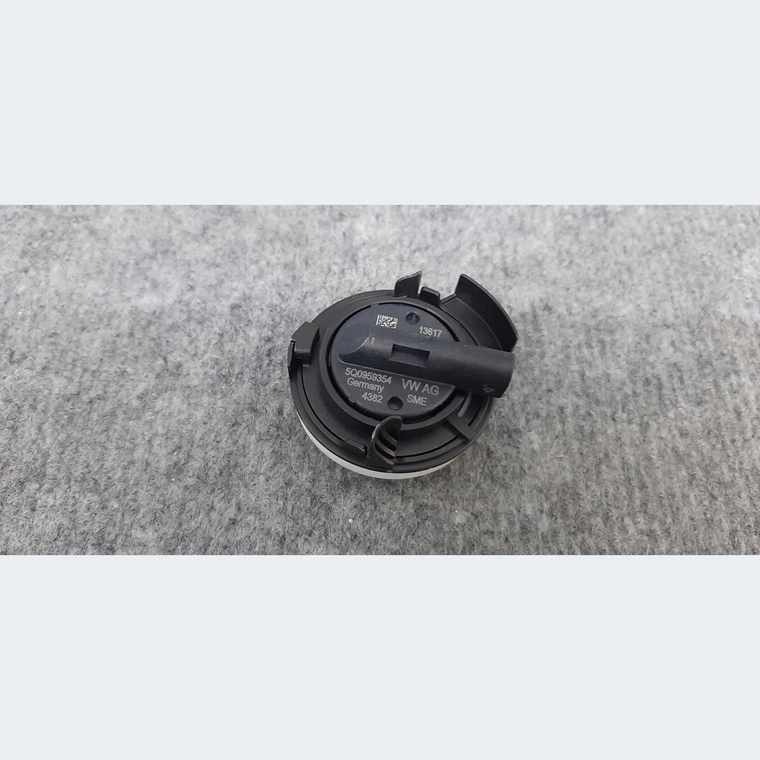 Crashsensor Drucksensor BOCZNY VW GOLF VII 5Q0959354