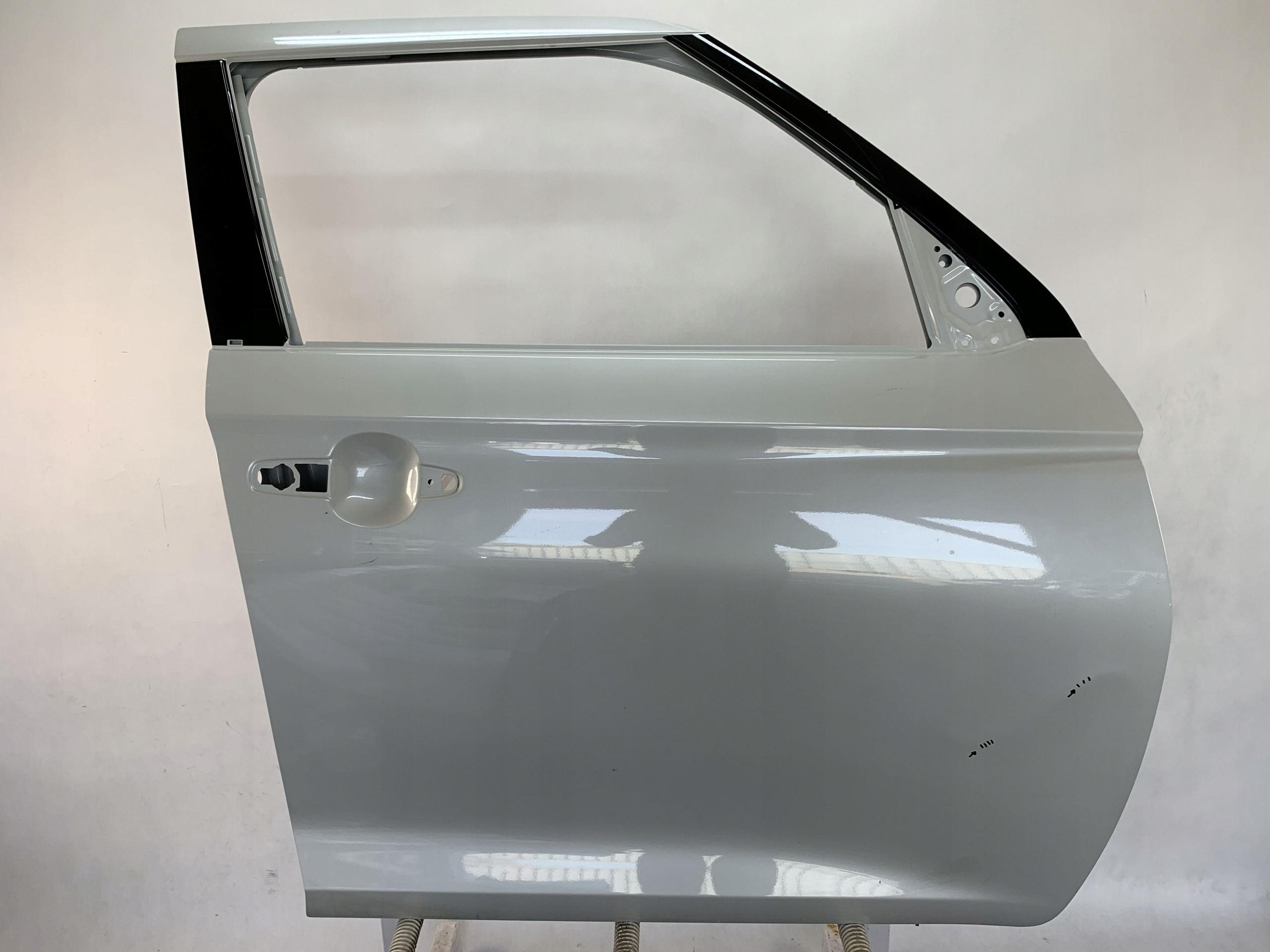door right front Suzuki Swift MK9 24r 10.25