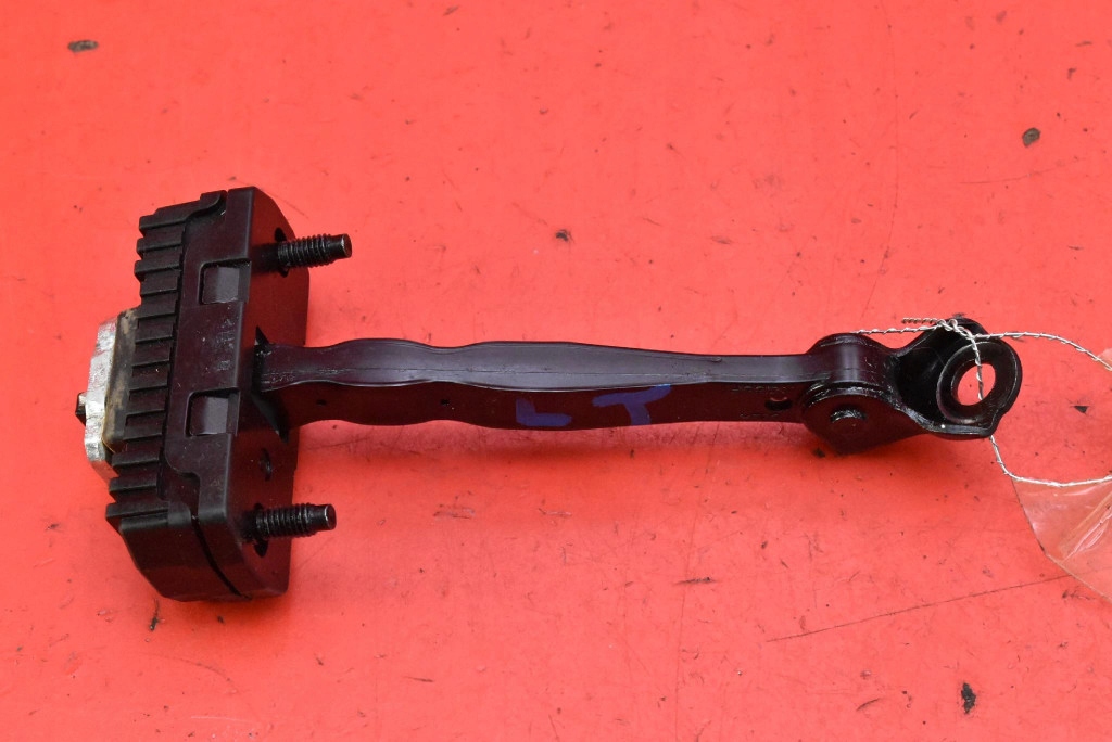 limiter door left rear part KIA SPORTAGE 5 V 21-25