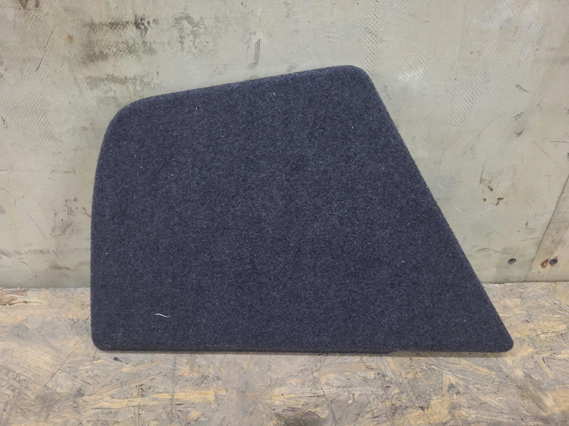 mats boot Toyota Prius plus ZVW40 2012 58412-47010