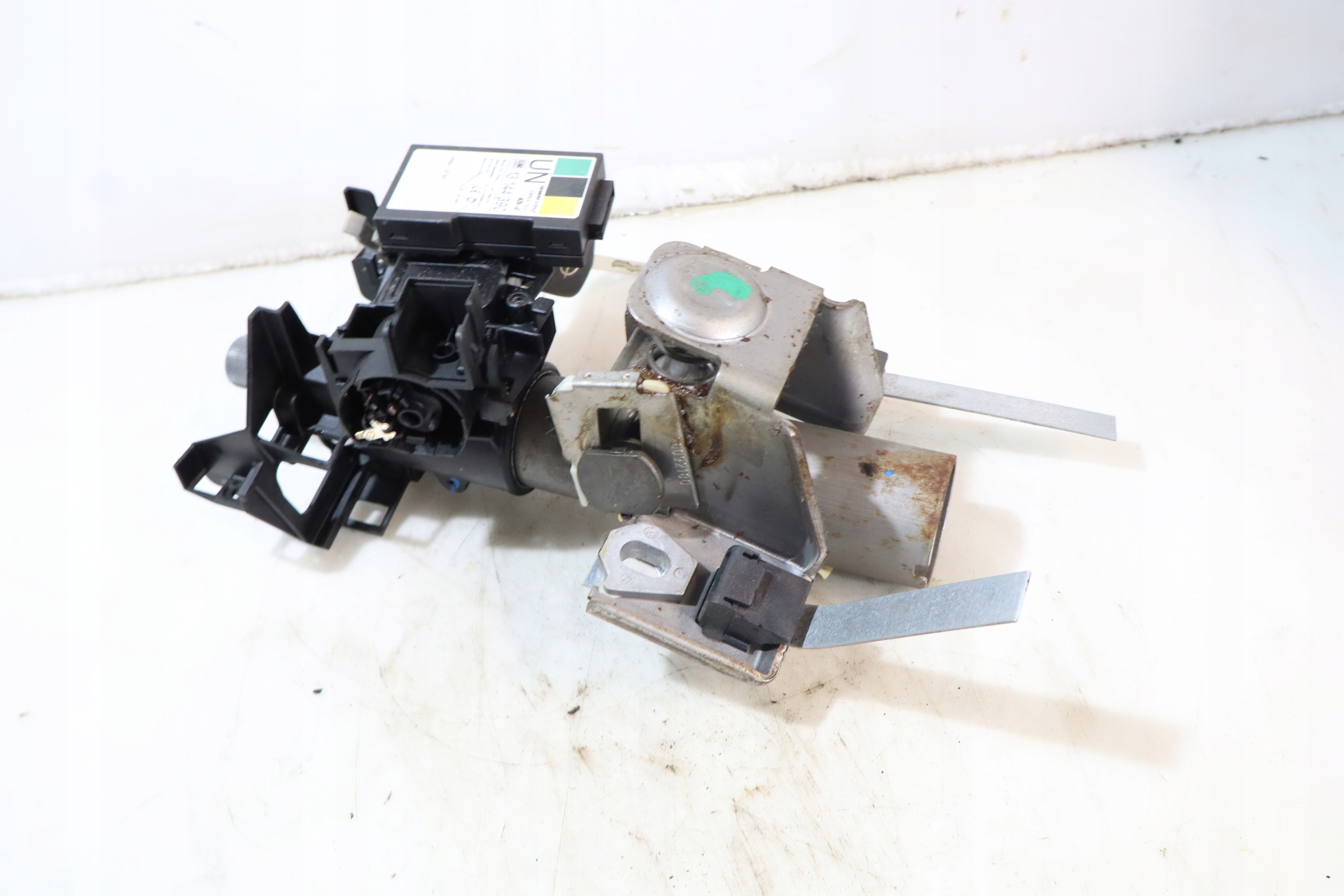 STACYJKA OPEL MERIVA A