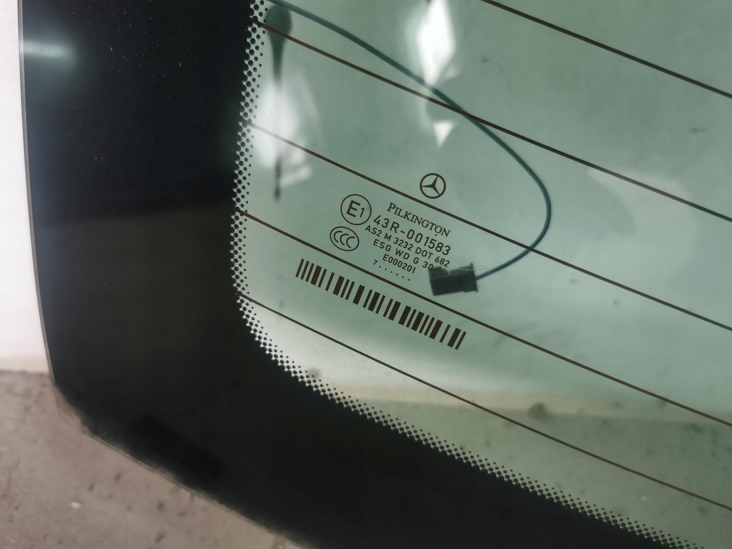 window bodywork rear heated MERCEDES C-class W204 sedan 07-14