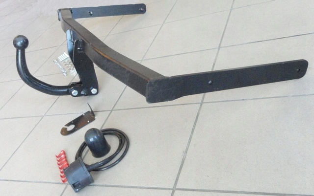 HAK HOLOWNICZY+WIĄZKA SKODA OCTAVIA 2 II+KOMBI E20 Wiązka w zestawie 7 PIN