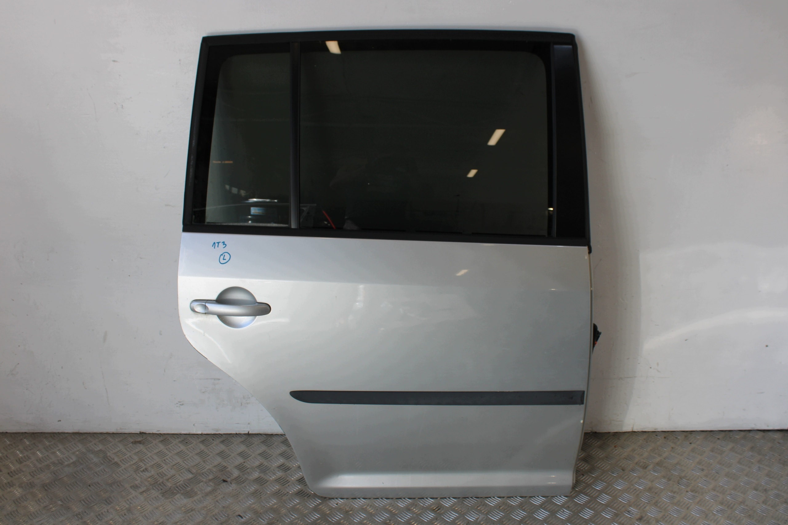 door right rear part complete VW TOURAN 1T3 1T0 FL