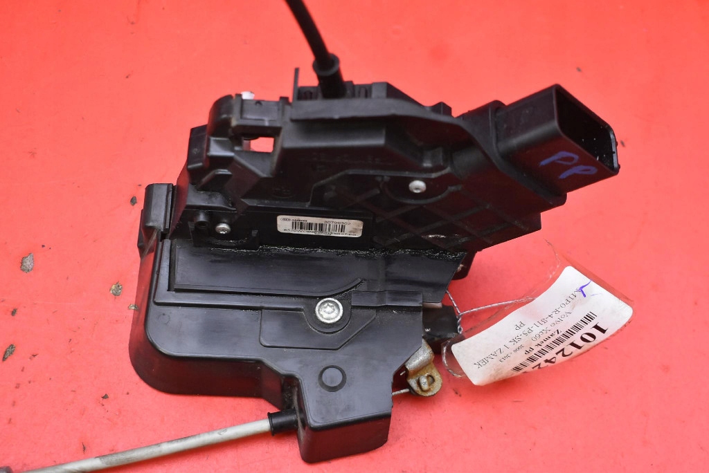 lock door right front front EU 30799302 VOLVO XC60 1 and 08-13