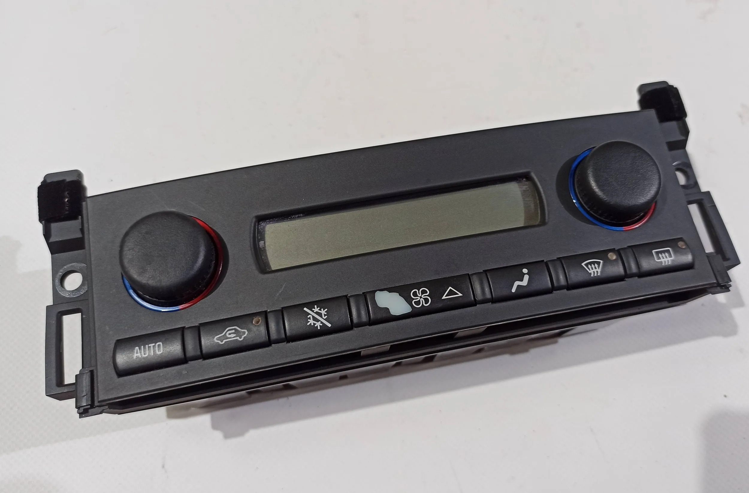 15235202 - Панель кондиціонера Chevrolet Corvette C6 2005-2013