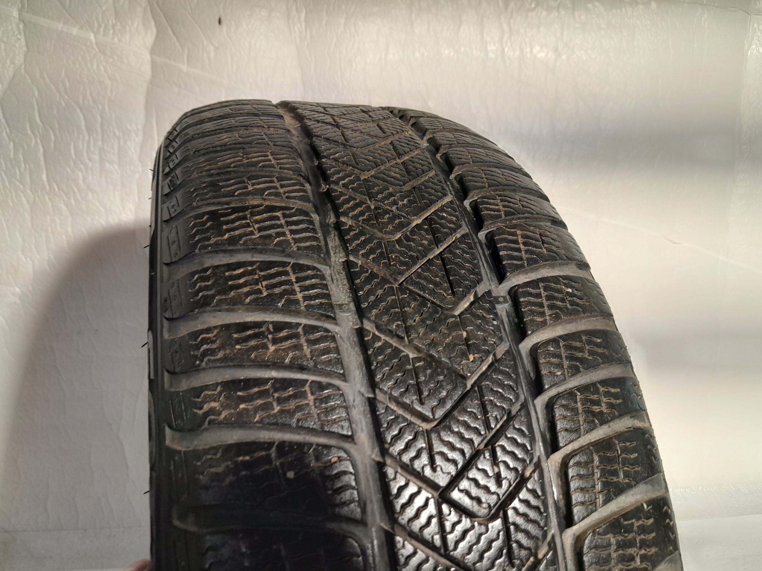 OPONA PIRELLI SOTTOZERO3 275/35R19 ZIMOWA RUN FLAT Profil opony 35