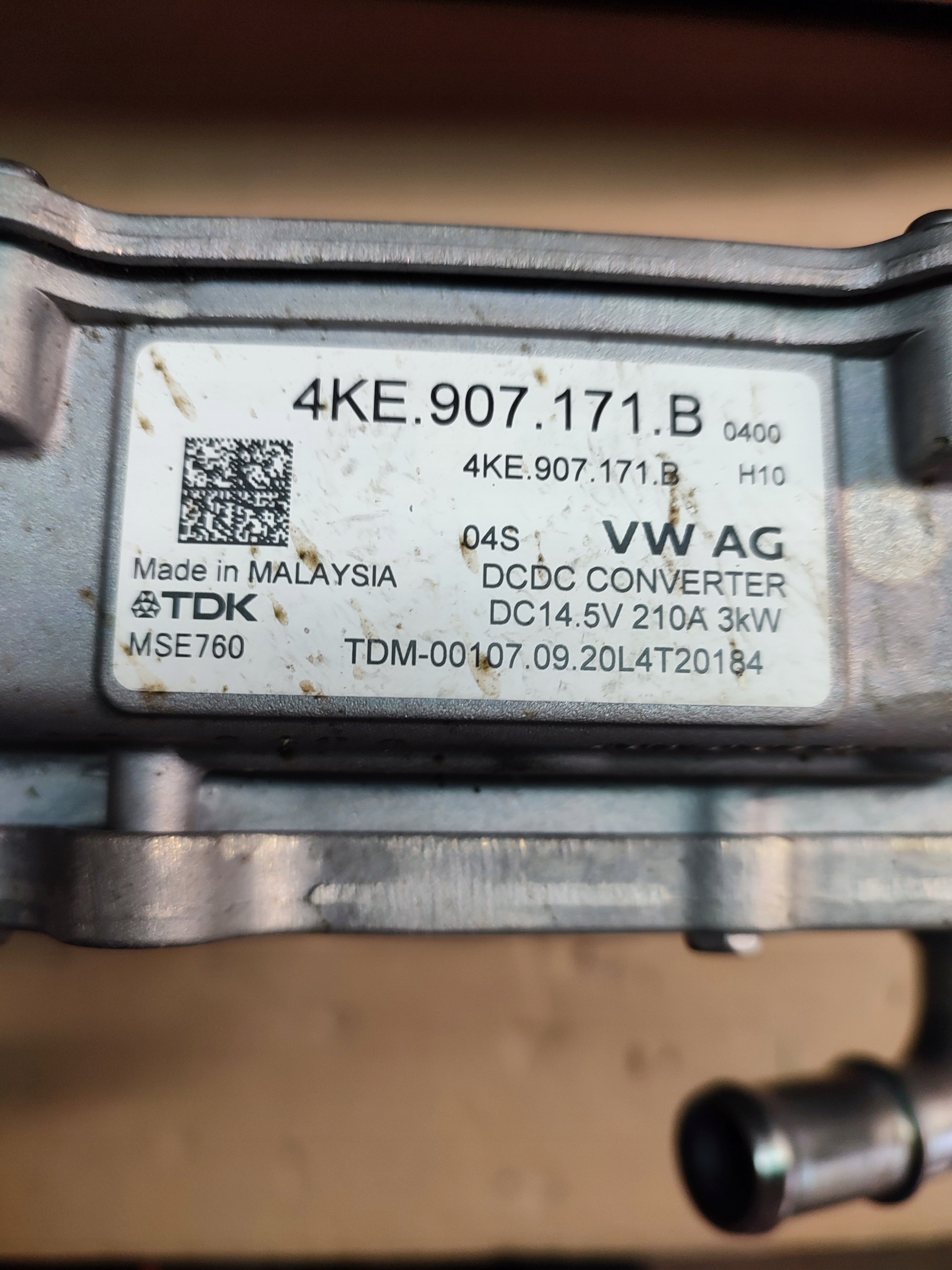 Audi E Tron 4K PRZETWORNIK KONWERTER NAPIECIA Car type Passenger cars