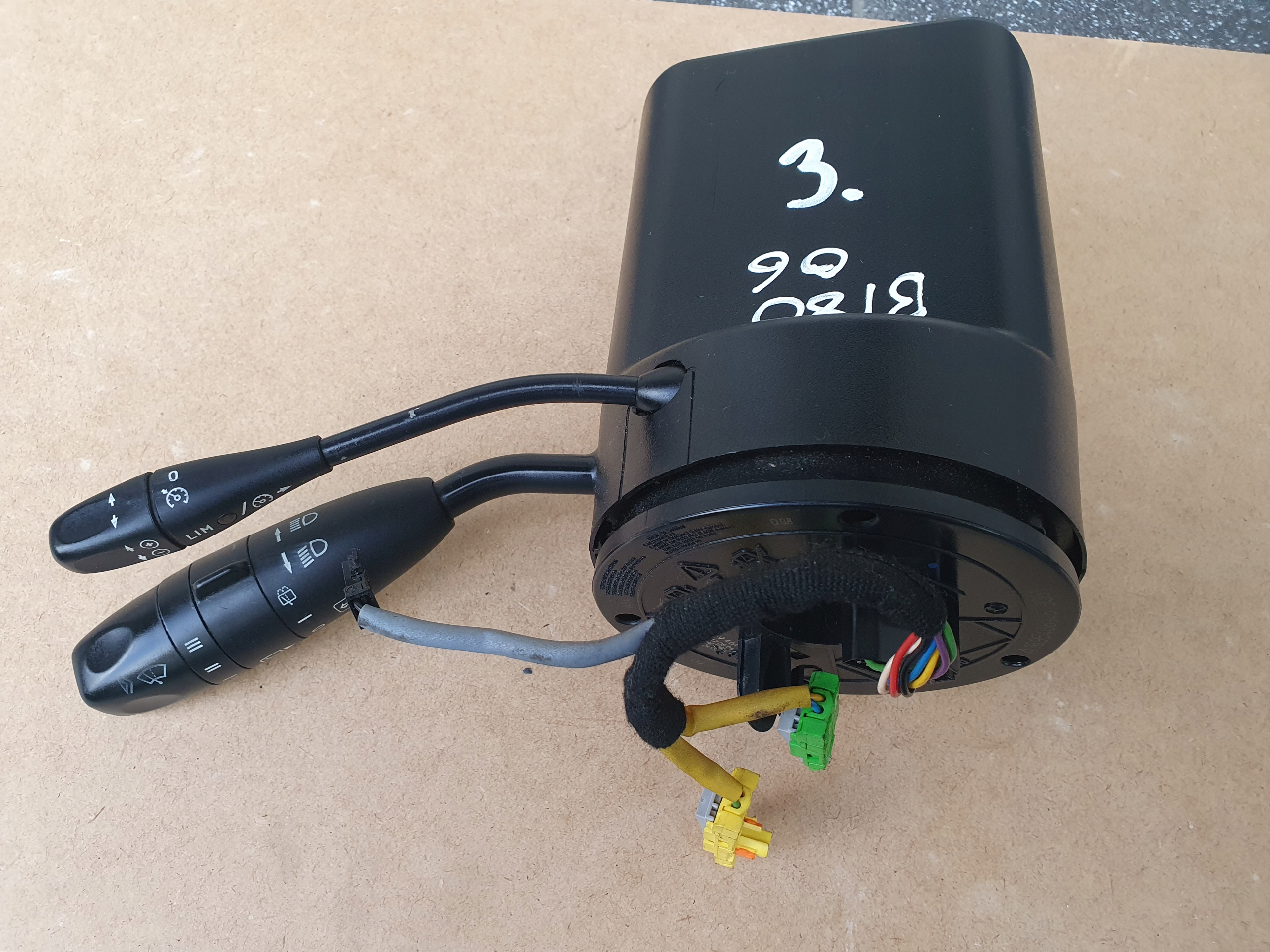 MERCEDES A B W169 PRZELACZNIK SWIATEL TASMA ZWIJAK